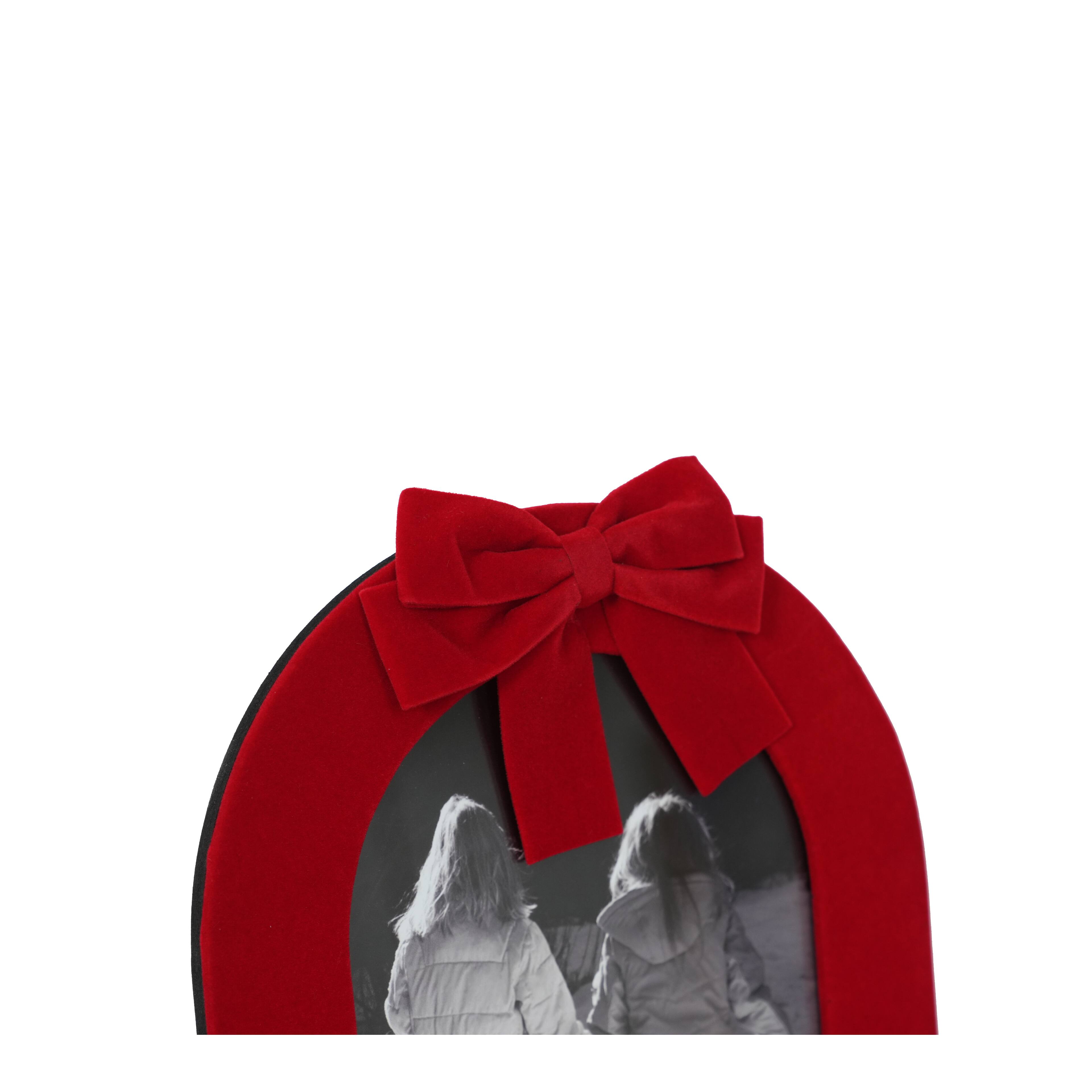 5&#x22; x 7&#x22; Velvet Arch with Bow Frame by Studio D&#xE9;cor&#xAE;