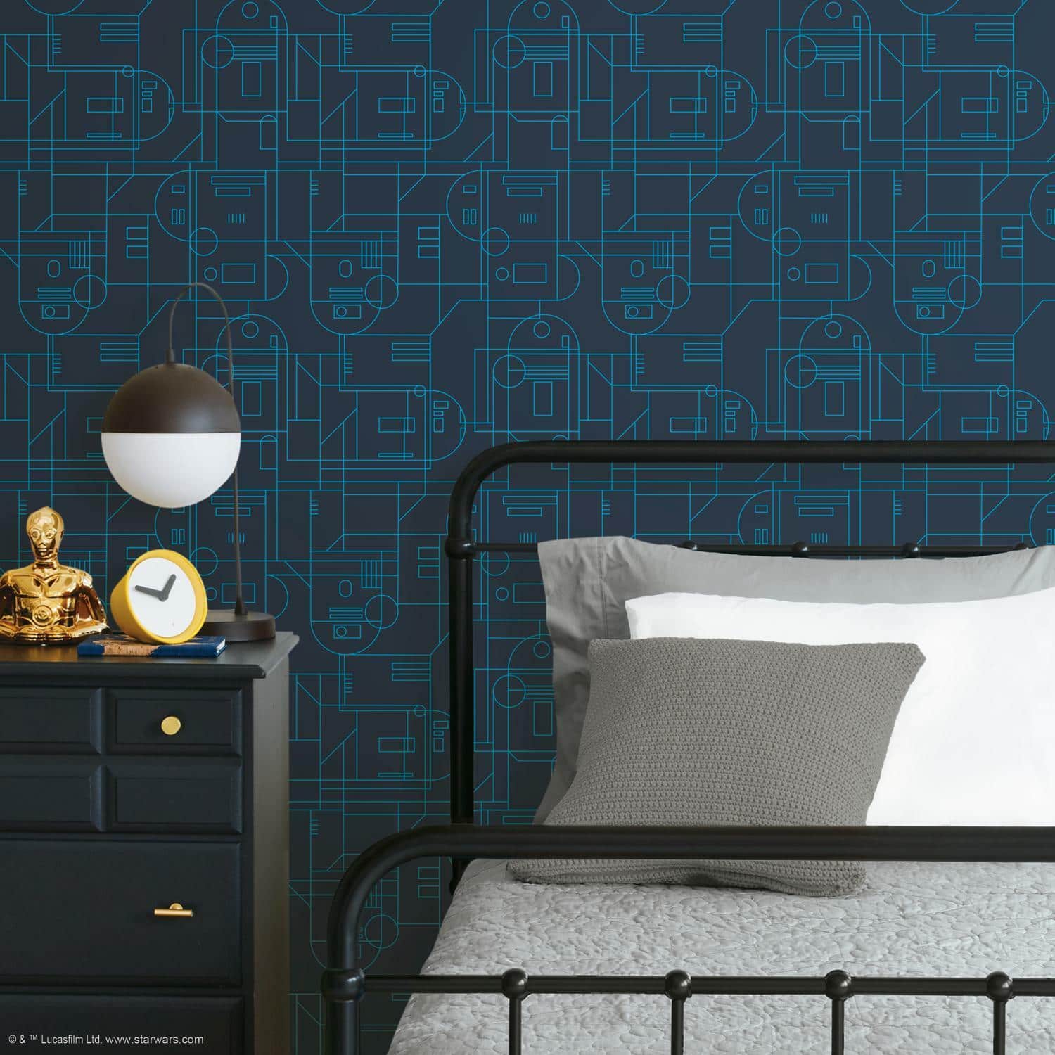 RoomMates Star Wars R2D2 Geometric Peel & Stick Wallpaper