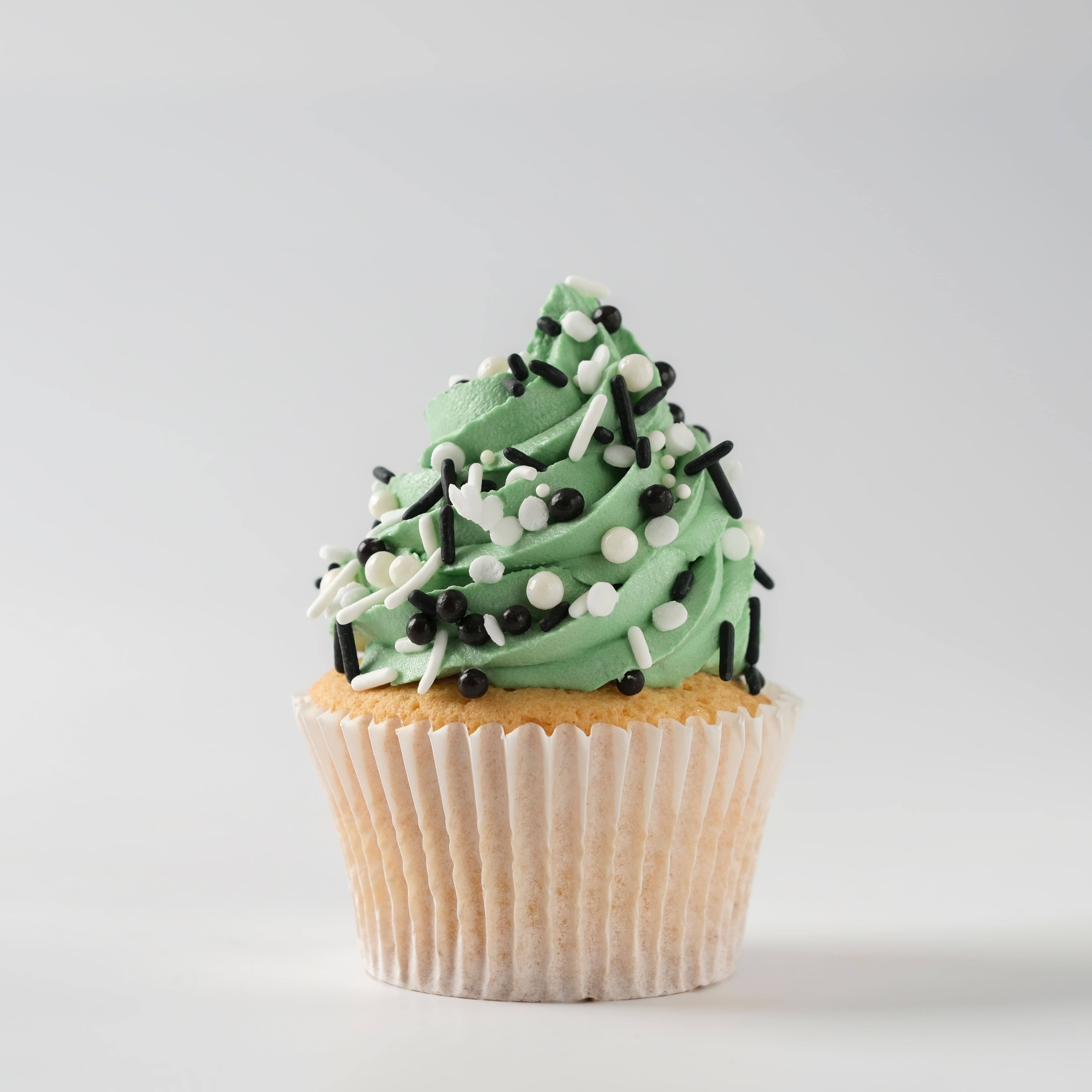 PME Cake Sweet Street&#x2122; 3.5 oz. Sprinkle Mix