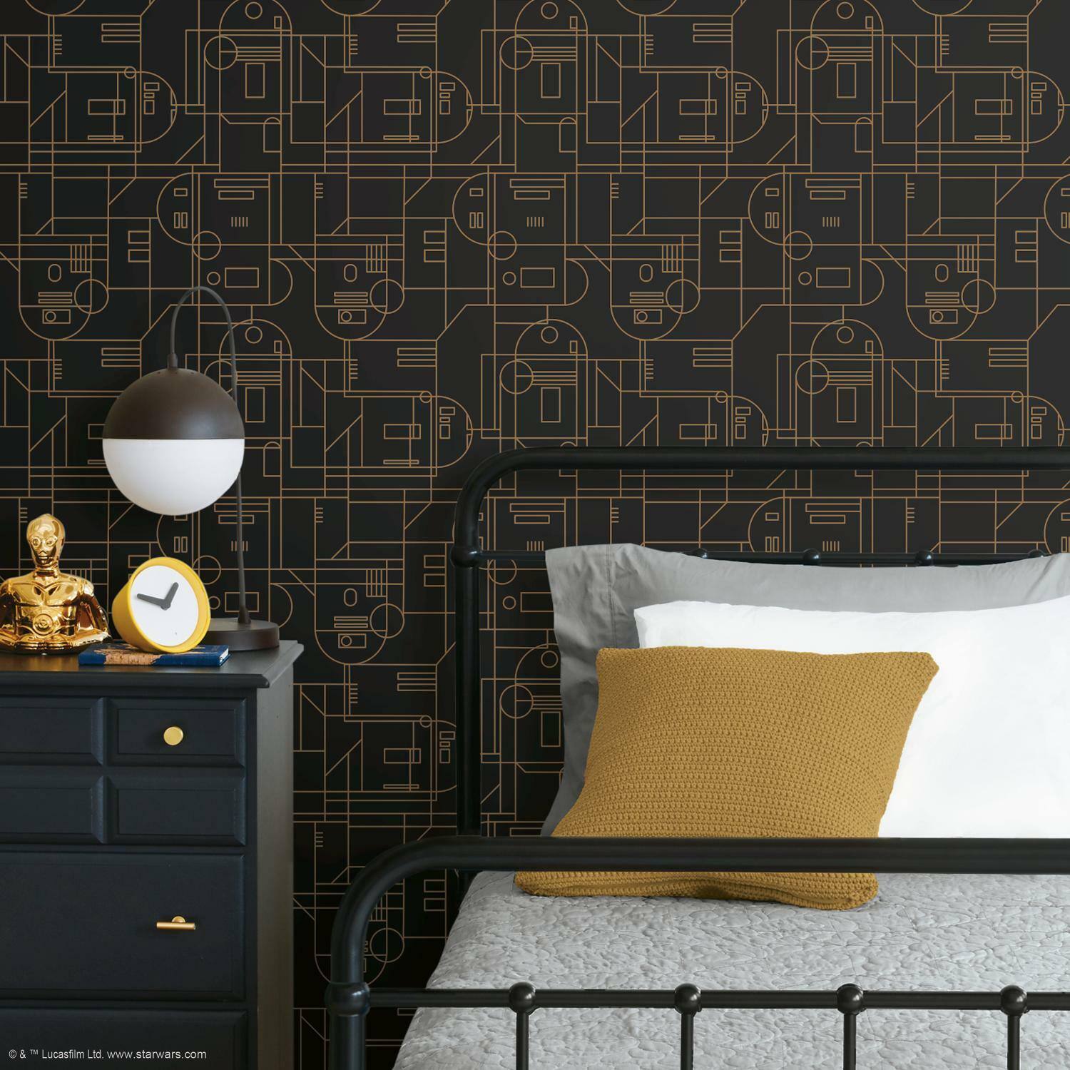 RoomMates Star Wars R2D2 Geometric Peel & Stick Wallpaper