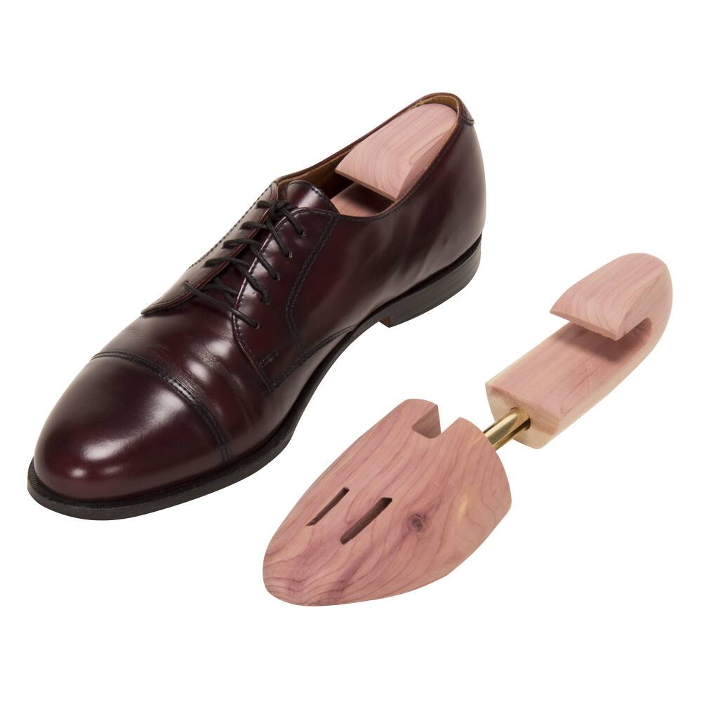 Household Essentials Men&#x27;s Size 10-13 Cedar Shoe Trees