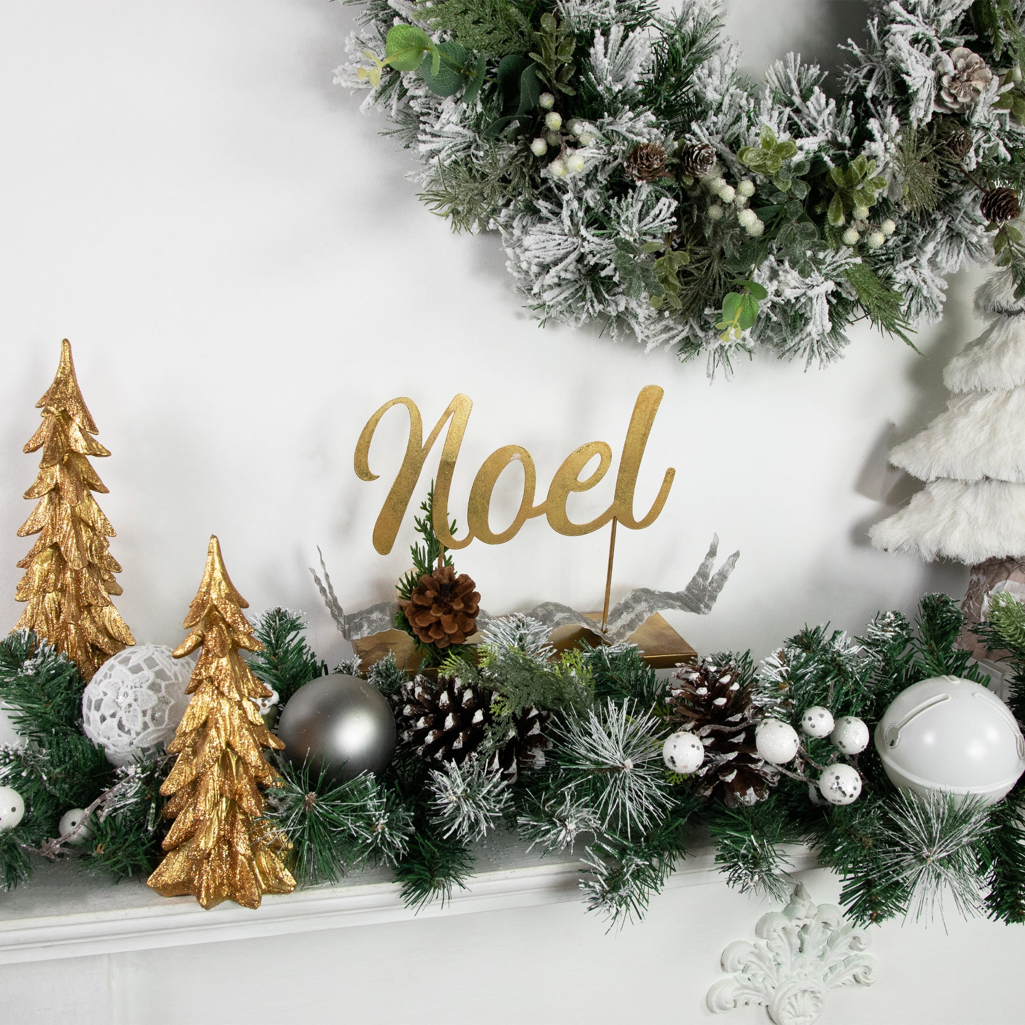 11&#x22; Pine &#x26; Pinecone NOEL Tabletop Christmas D&#xE9;cor