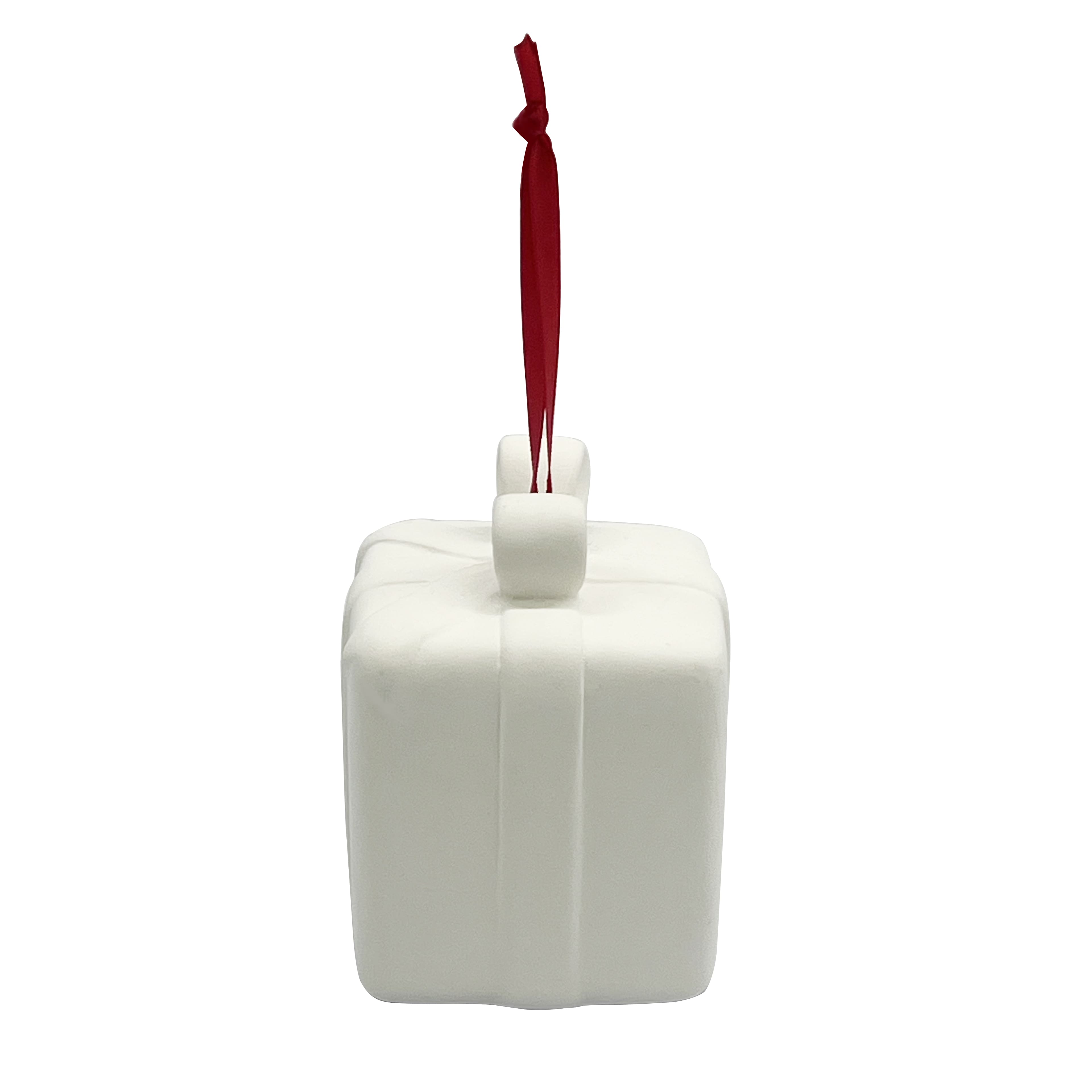 3.5&#x22; DIY Ceramic 3D Present Ornament by Make Market&#xAE;