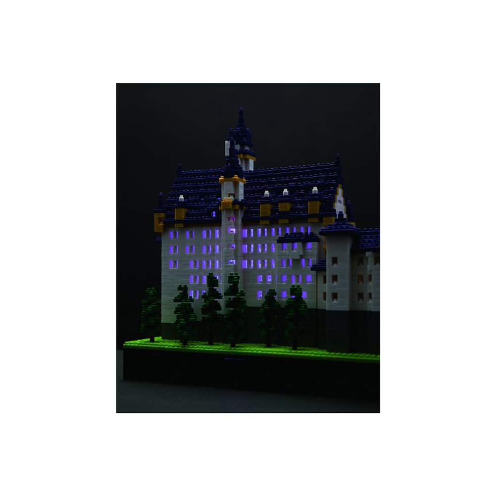 nanoblock&#xAE; Deluxe Edition Schloss Neuschwanstein Building Set