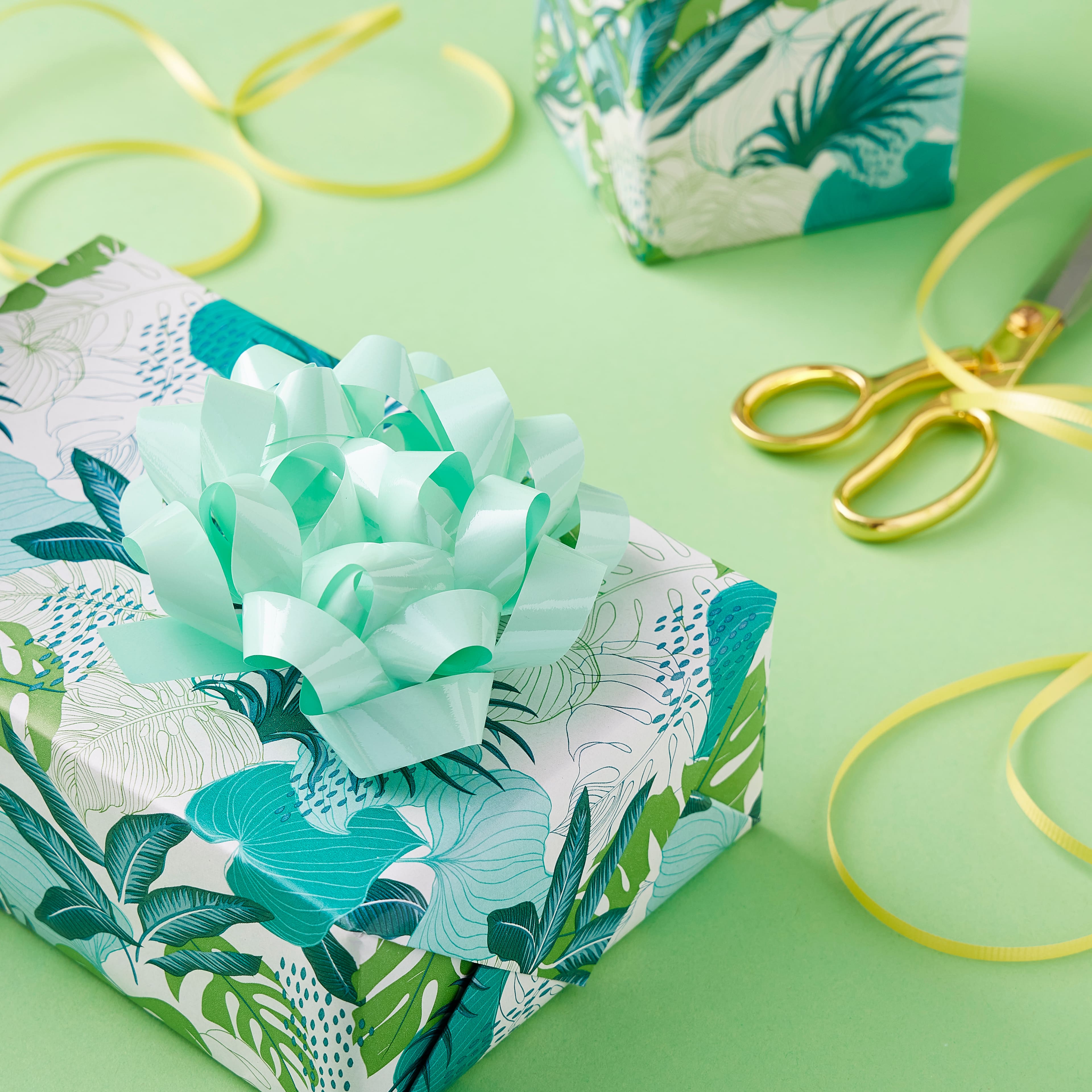 12 Pack: 5.7" Mint Gift Bow by Celebrate It™
