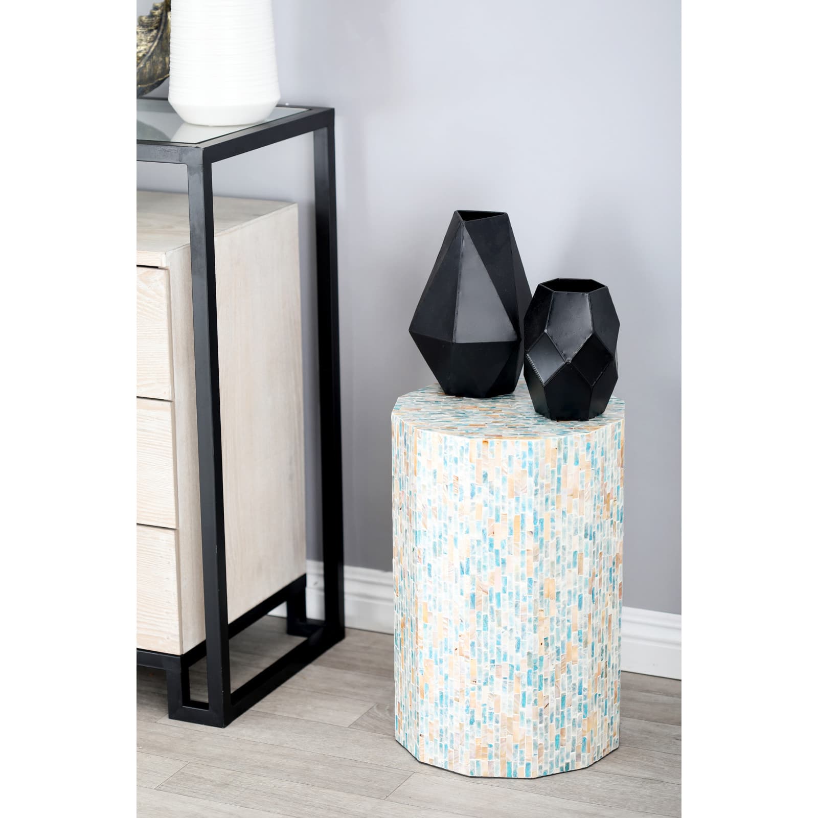 Multicolor Mussel Shells & Wood Contemporary Accent Table