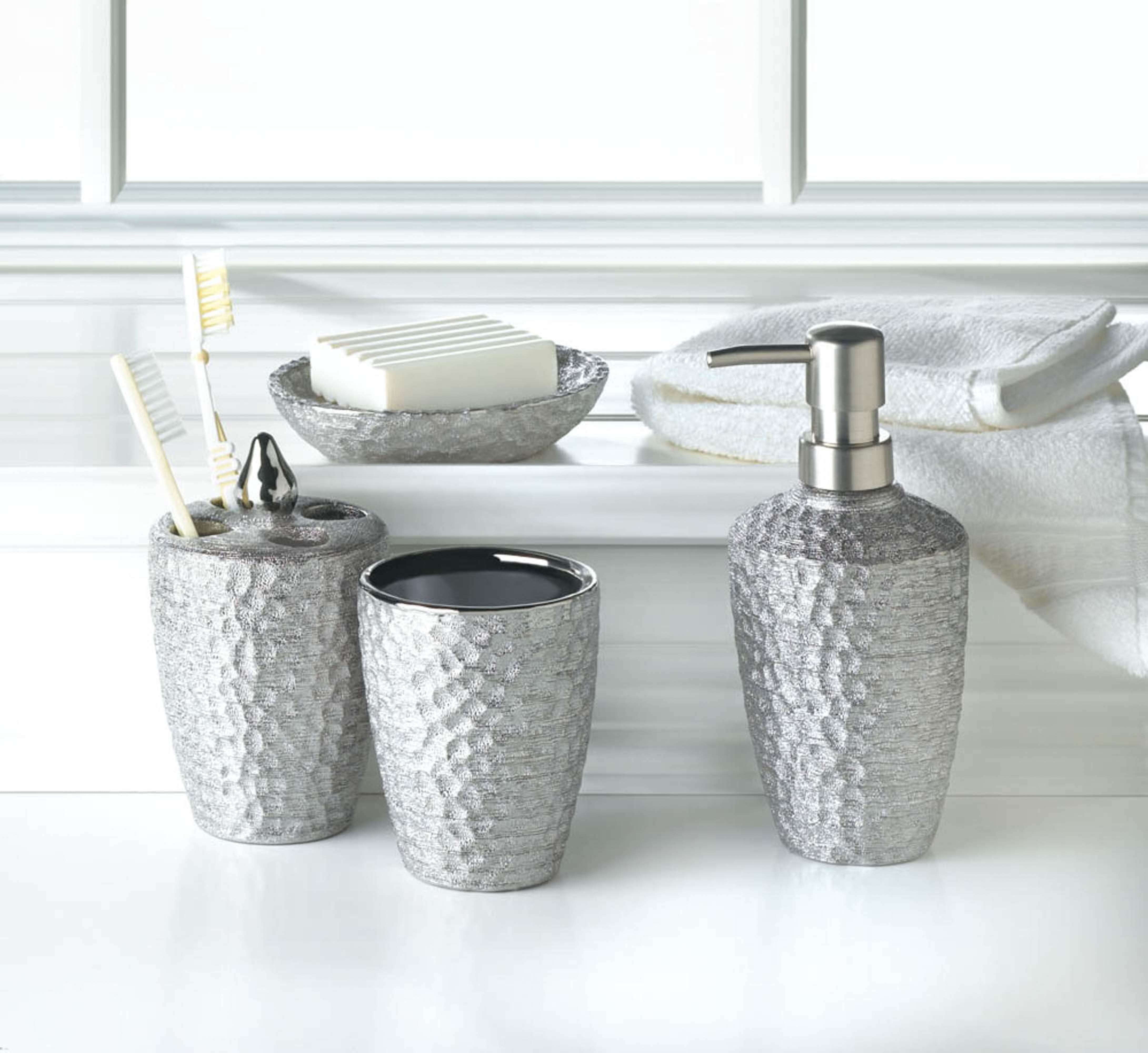 Hammered Silver Texture Bath Accessories Set