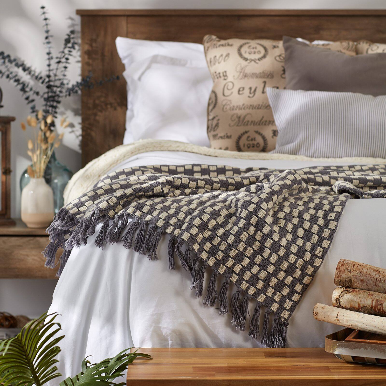 DII® Gray Urban Check Throw