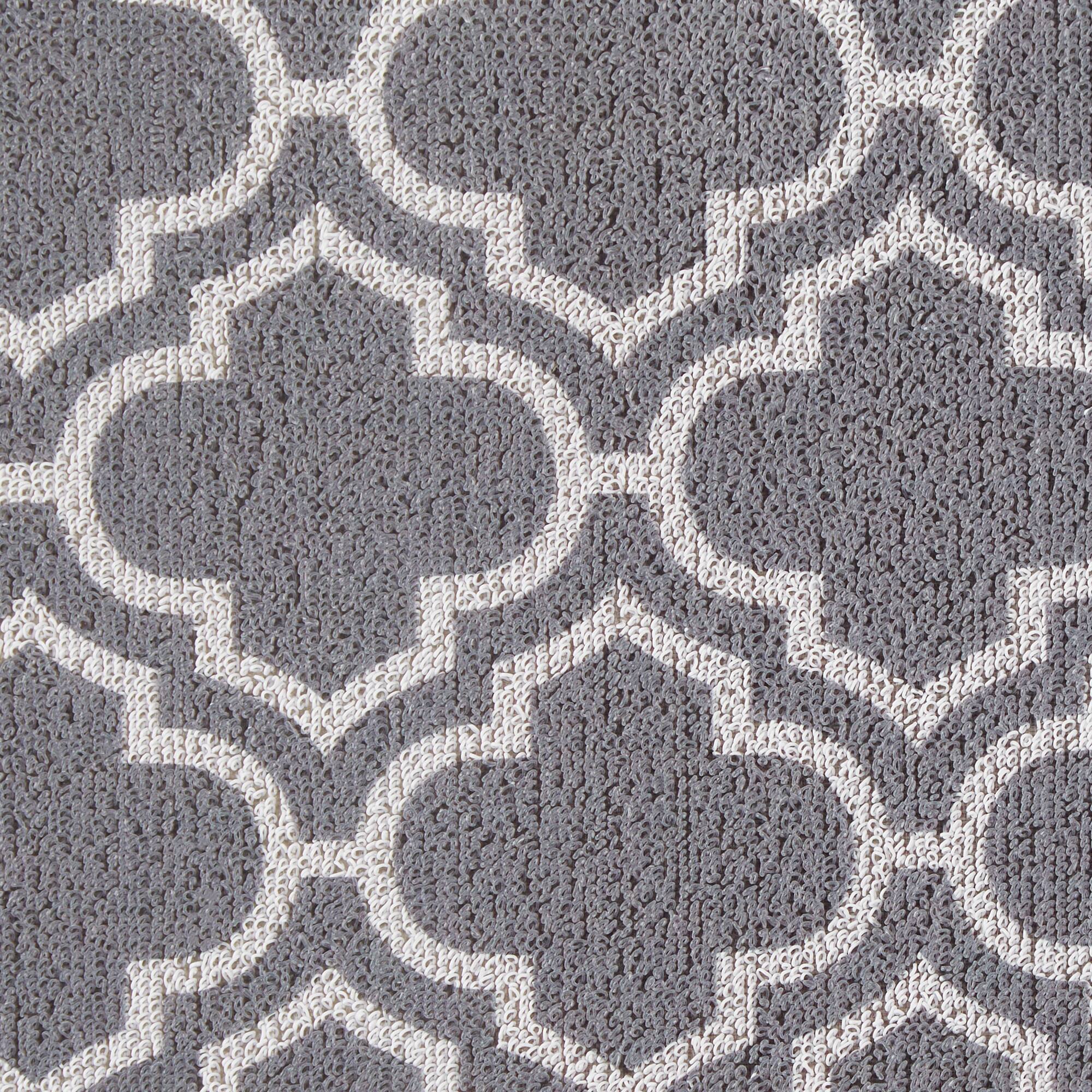 DII&#xAE; Gray Lattice Tufted Mat