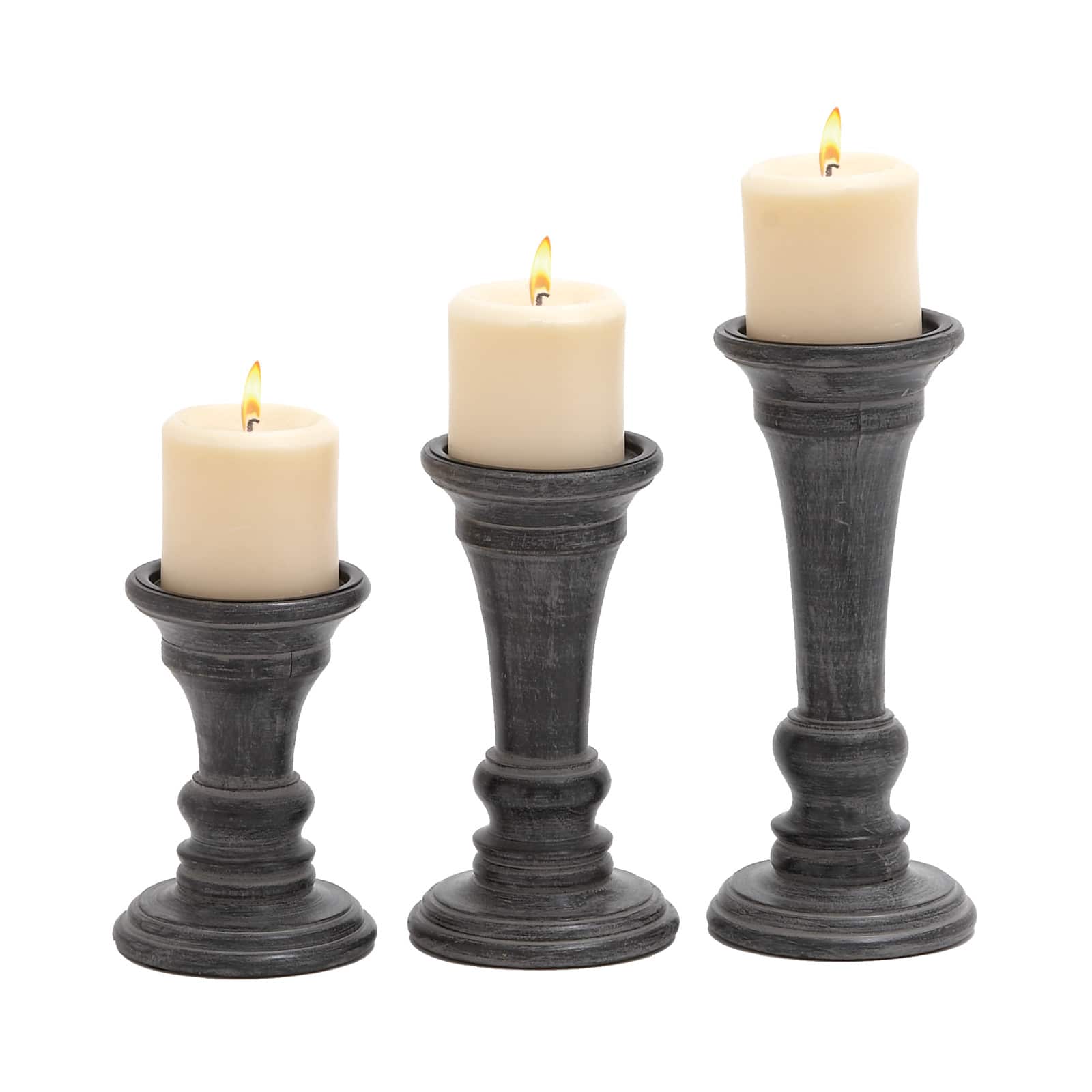 TRADITIONAL WOOD CANDLE HOLDER SET OF THREE 
