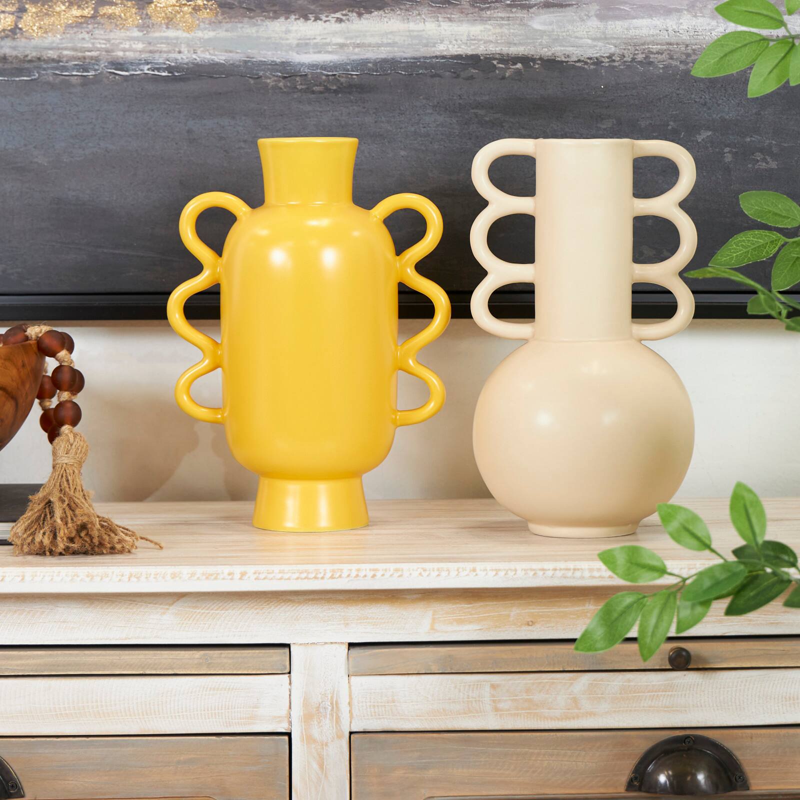 CosmoLiving by Cosmopolitan Geometric Wavy Handles Ceramic Vase Set