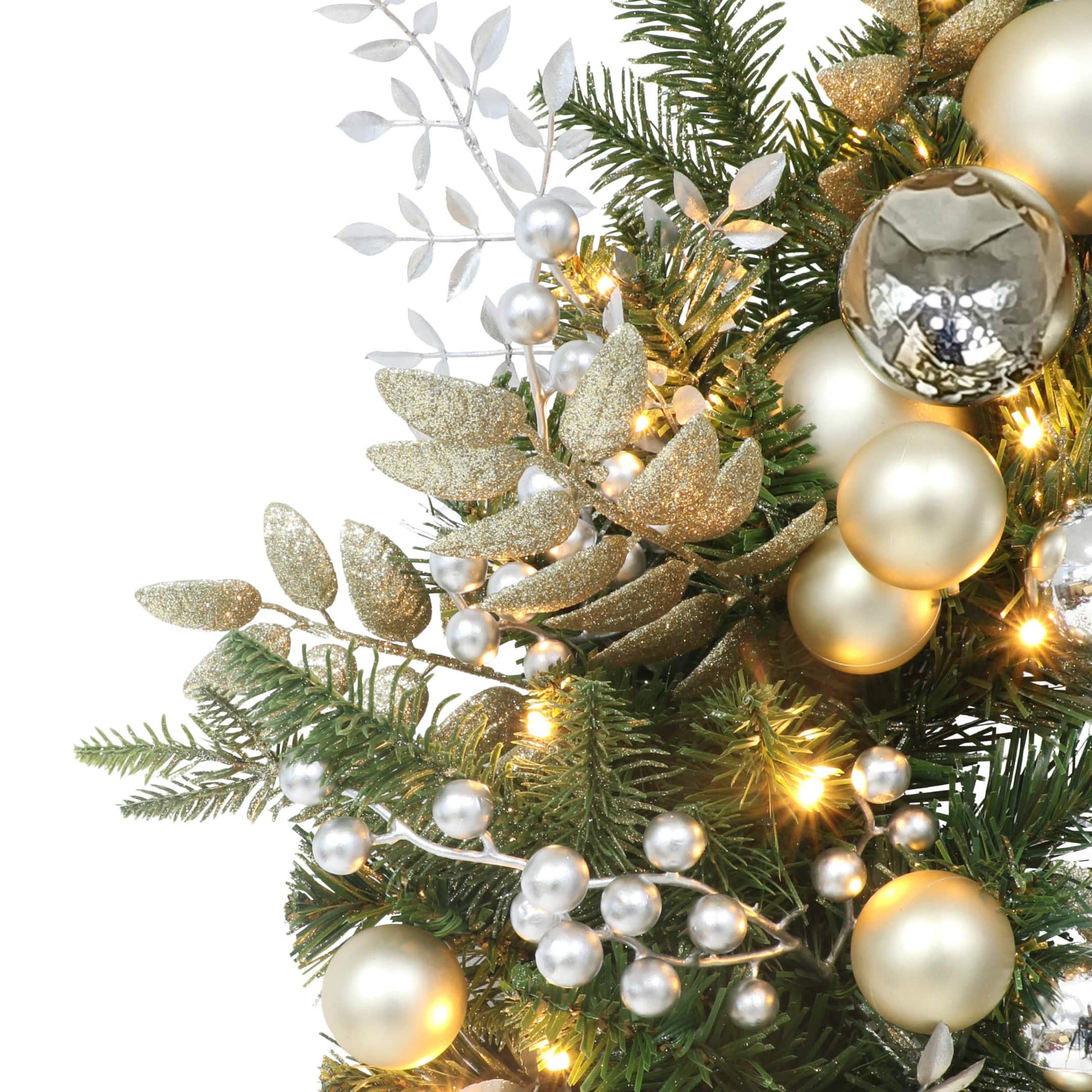 26&#x22; Battery-Operated Pre-Lit Decorated Artificial Wreath with Gold Bow