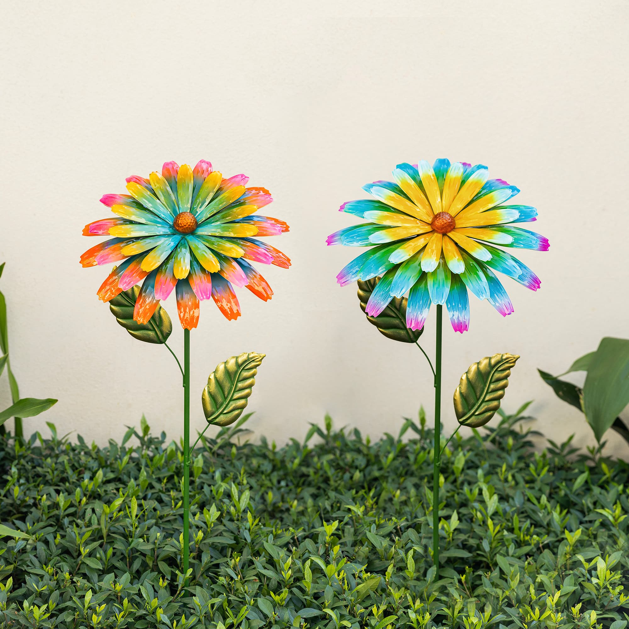 Glitzhome® 41" Multi Garden Painted Metal Flower Garden Yard Stake