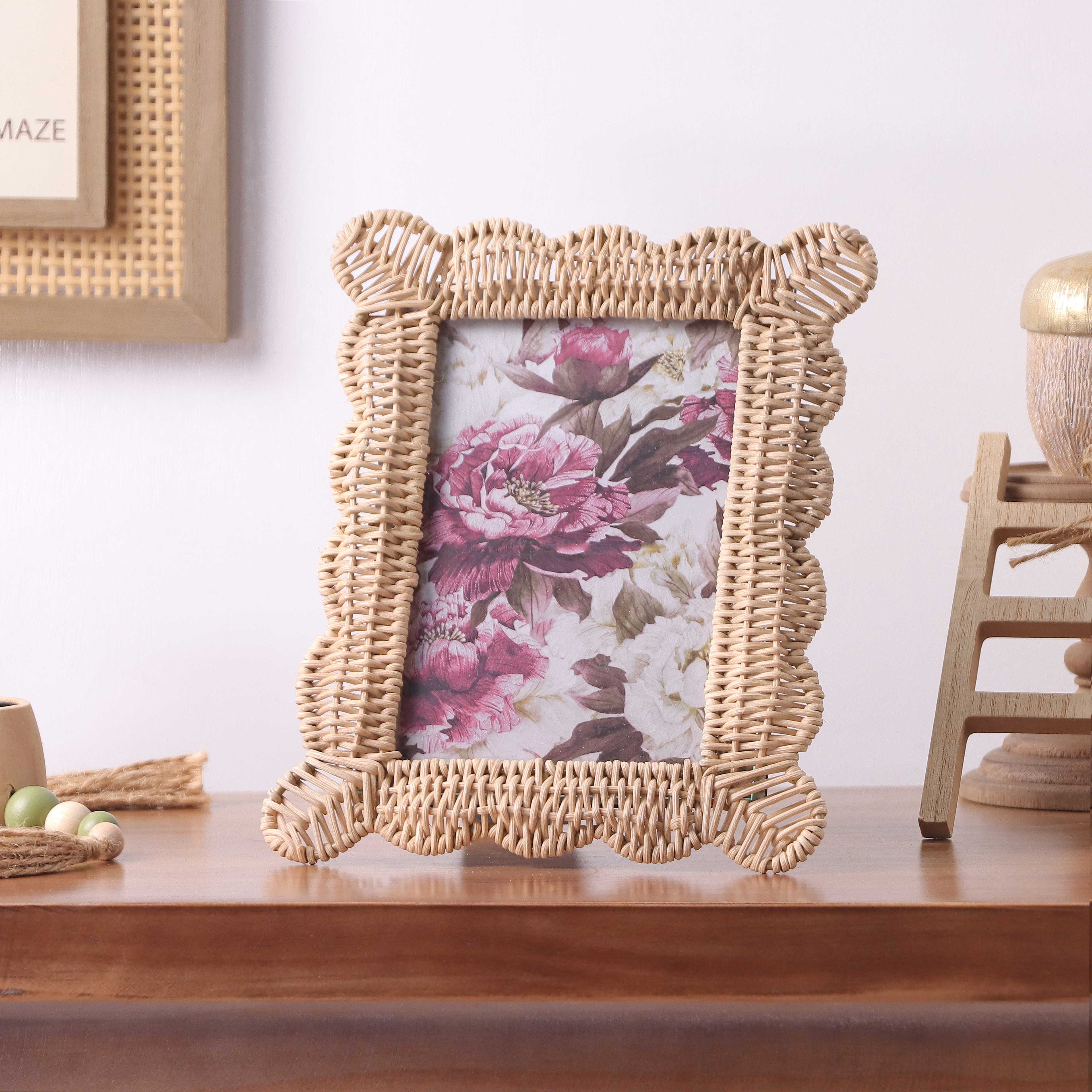 4&#x22; x 6&#x22; Wicker Photo Frame by Ashland&#xAE;