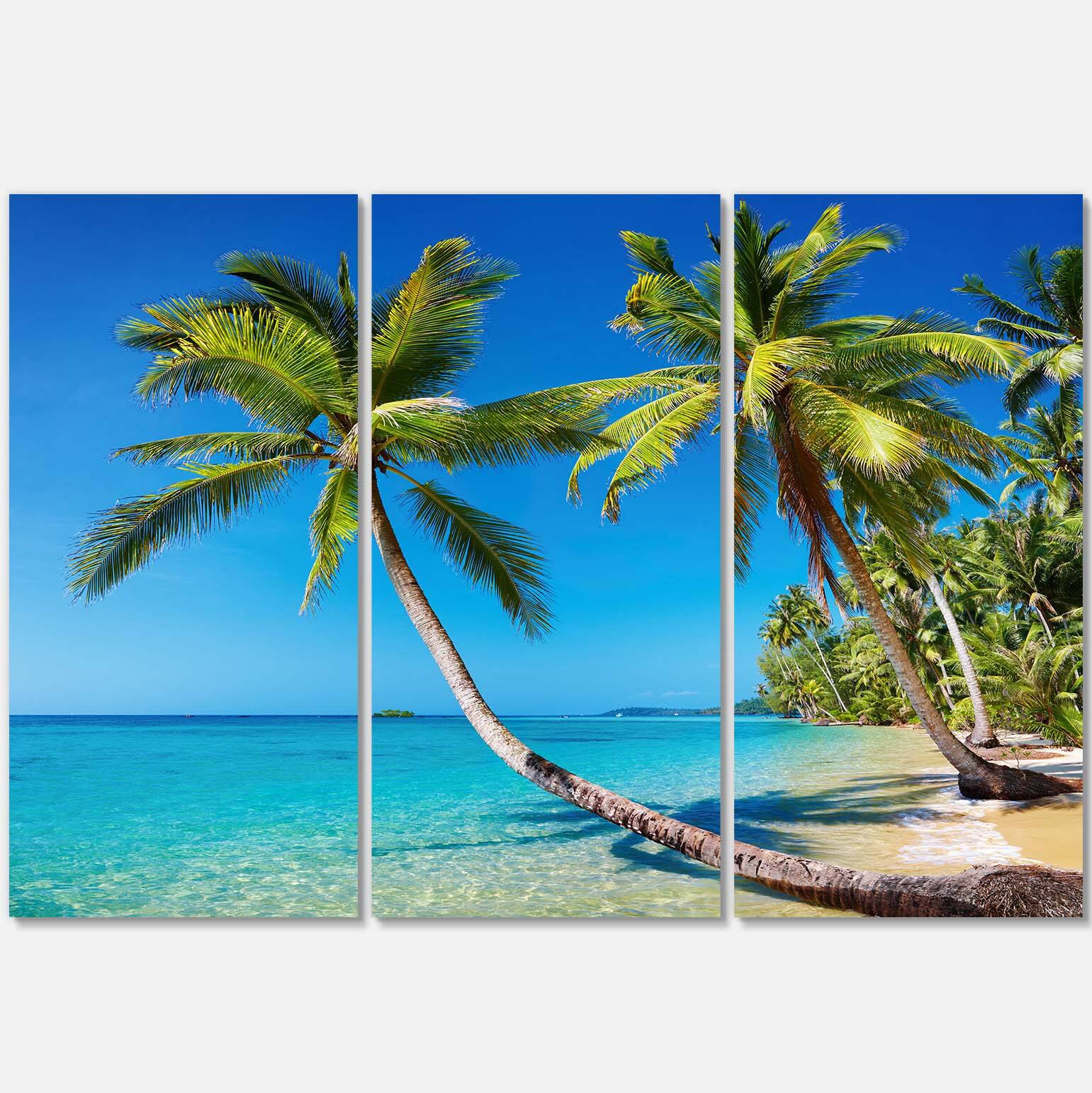 Designart - Tropical Beach Thailand - Landscape Photo Canvas Art Print