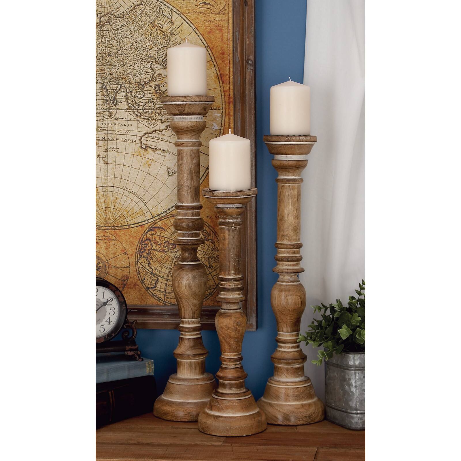 Brown Mango Wood Traditional Candle Holder Set