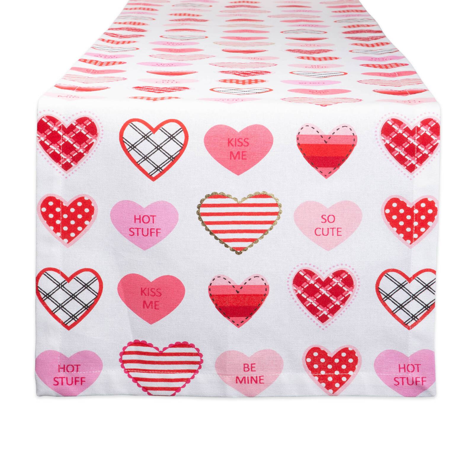 DII&#xAE; 72&#x22; Sweet Hearts Print Table Runner