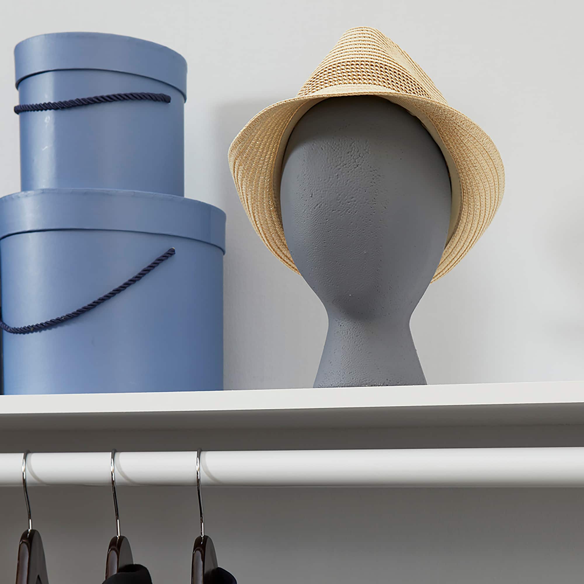 FloraCraft® SmoothFōM® White Foam Faceless Head