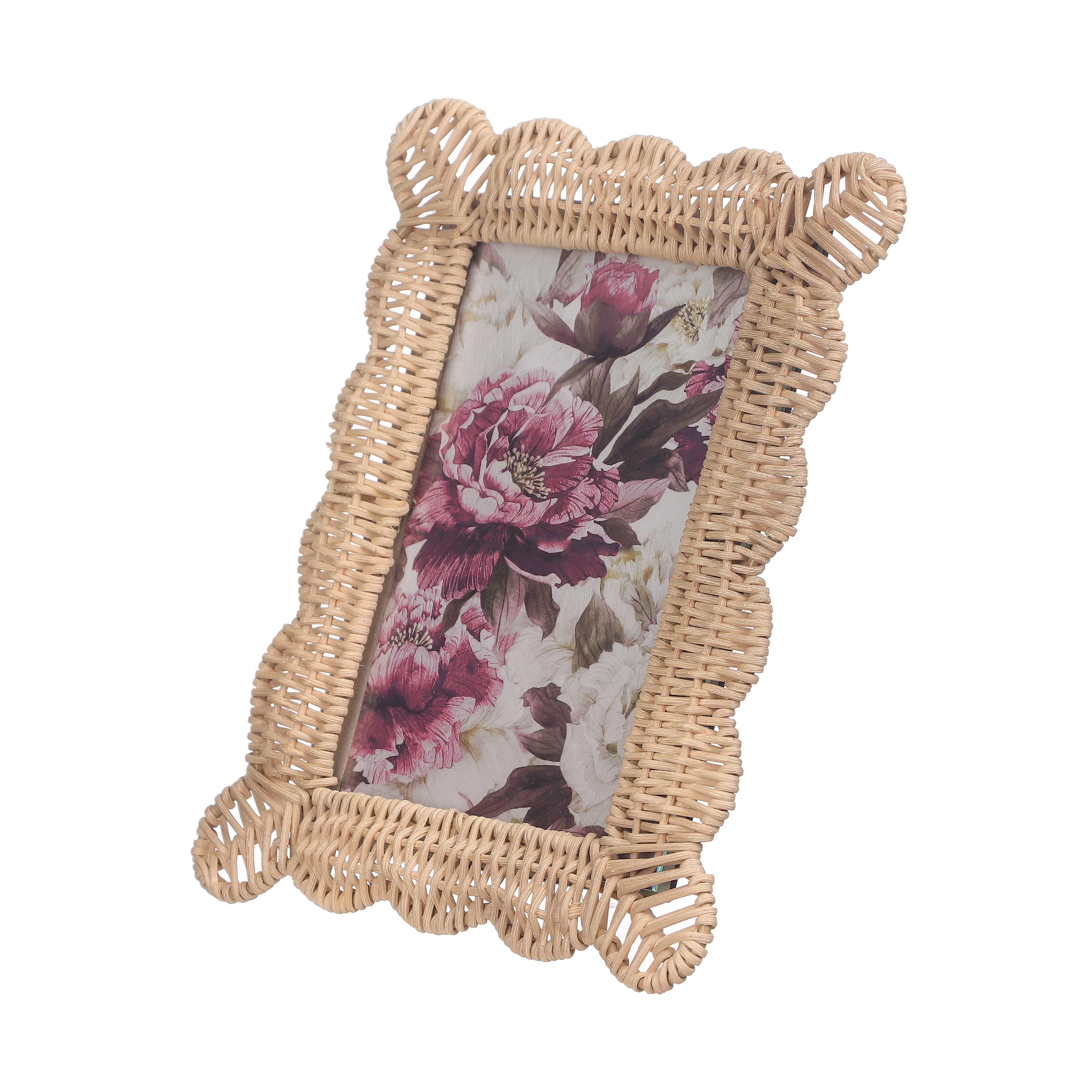 4&#x22; x 6&#x22; Wicker Photo Frame by Ashland&#xAE;