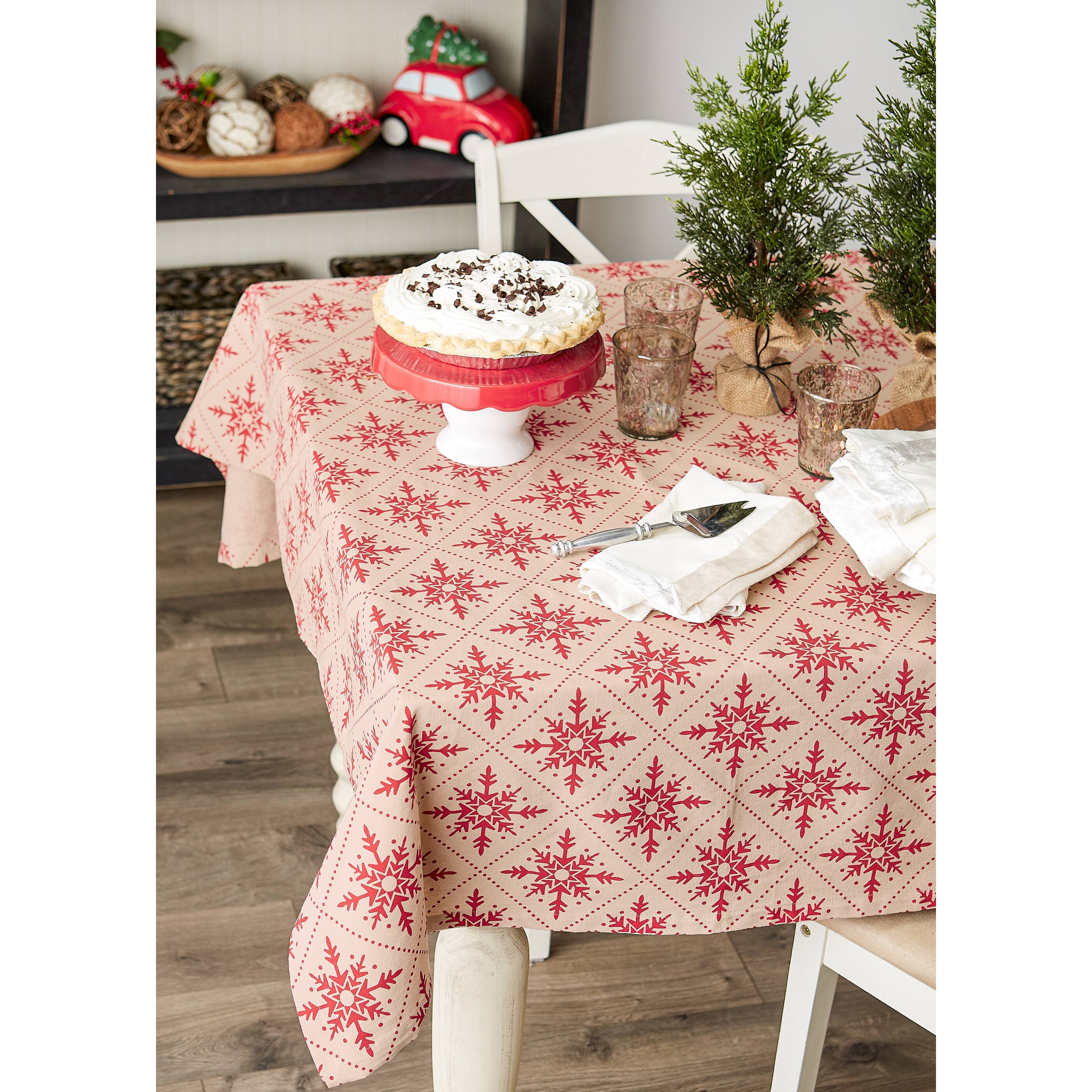 DII® Scandinavian Snowflakes Tablecloth