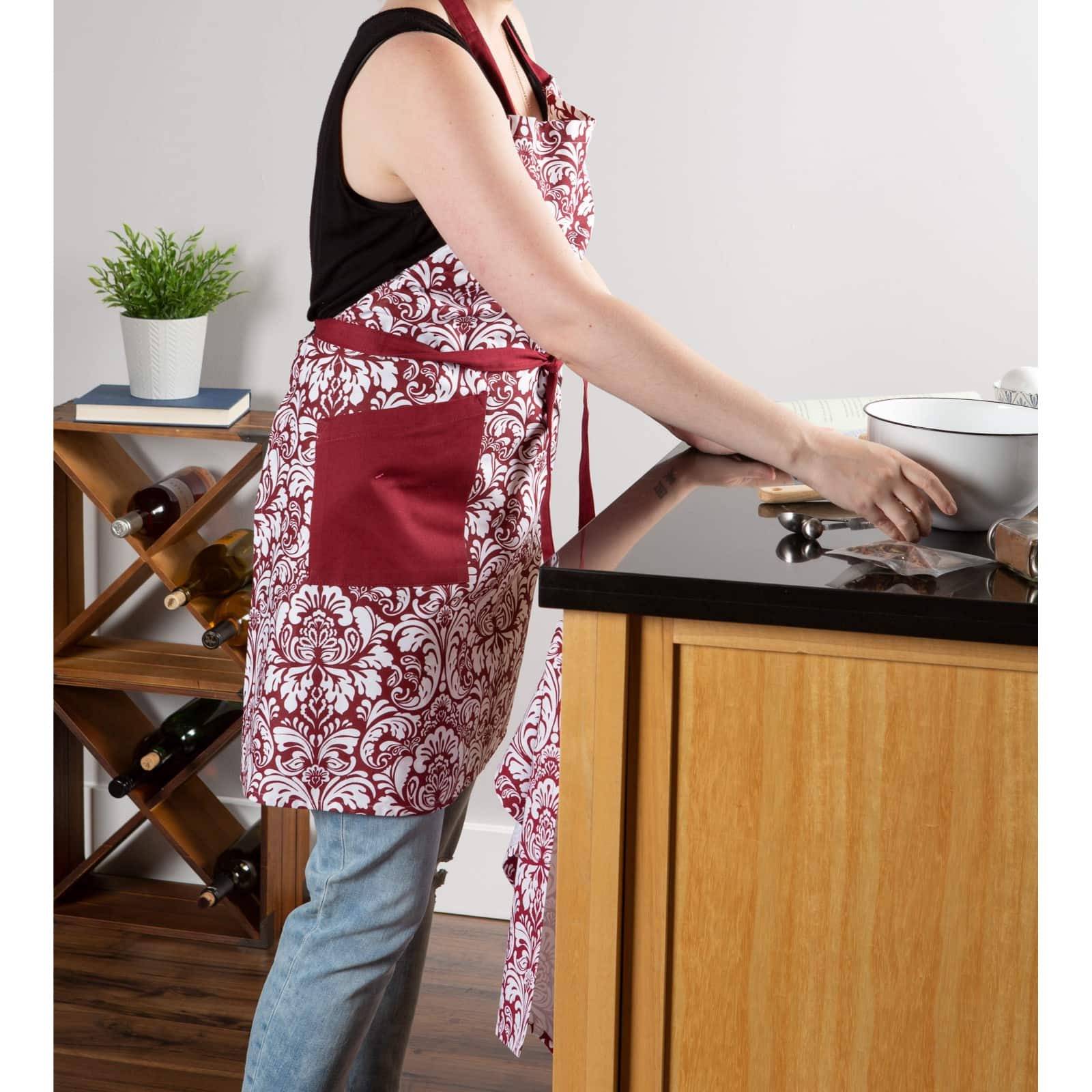 DII&#xAE; Damask Apron