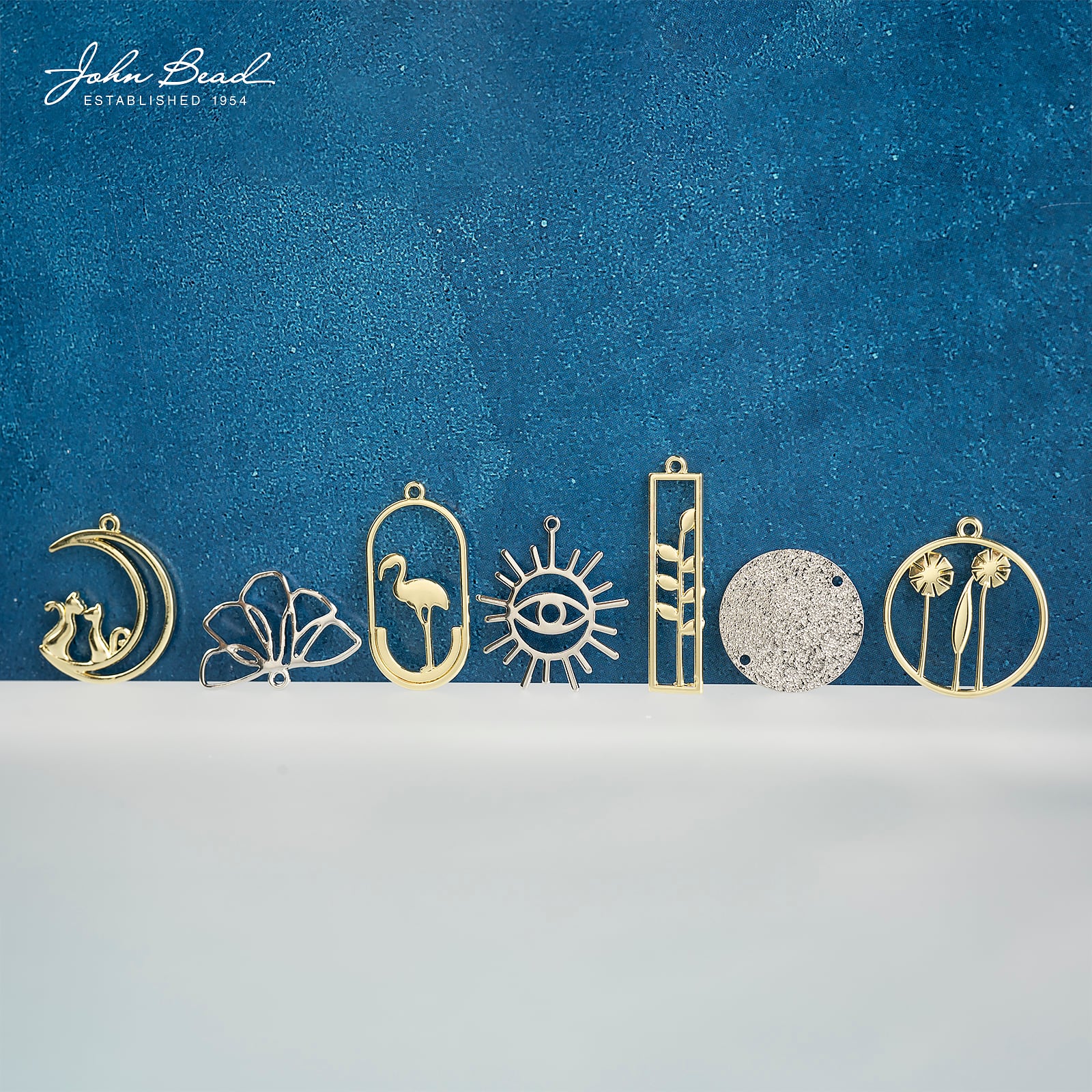 John Bead 25mm Silver Sideview Flower Beadwork Pendants, 5ct.