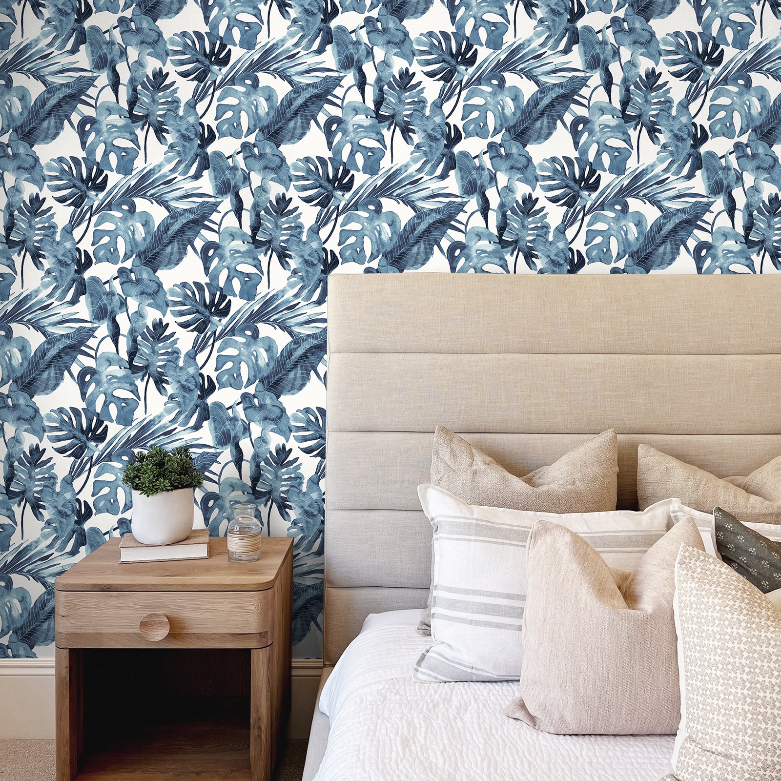 Tommy Bahama Falling Fronds Peel & Stick Wallpaper