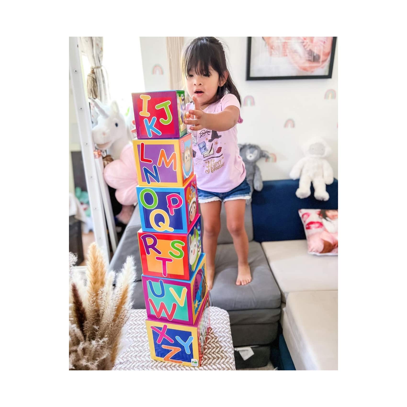Play &#x26; Learn - Stacking Cubes