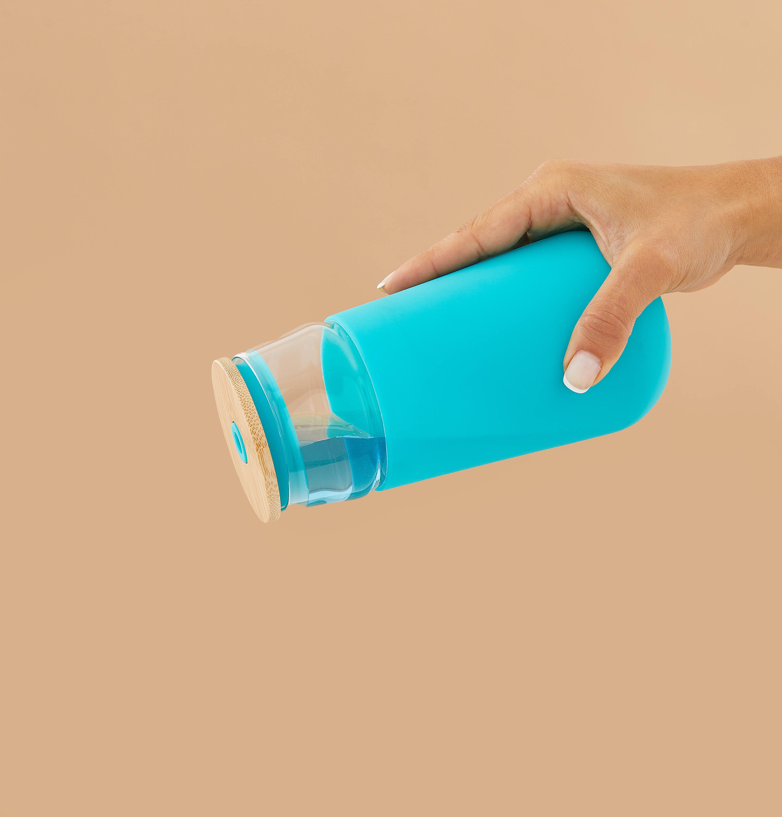 JoyJolt® 20oz. Glass Tumbler with Straws & Silicone Sleeve