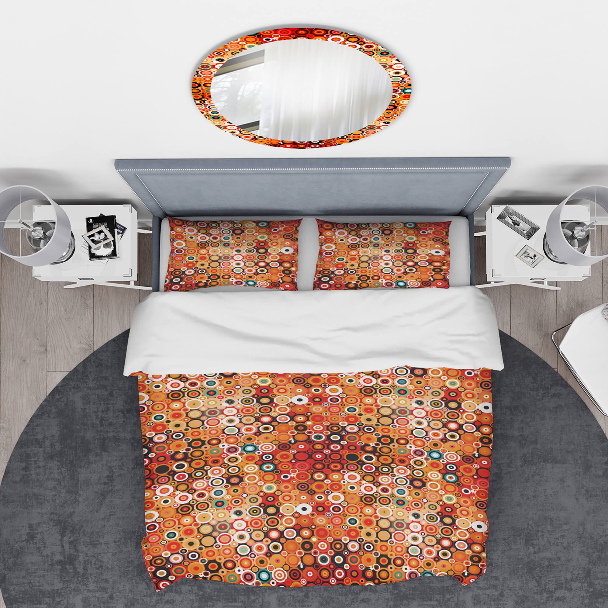 Designart &#x27;Disco Style Pattern with Dots &#x26; Circles&#x27; Modern &#x26; Contemporary Bedding Set - Duvet Cover &#x26; Shams