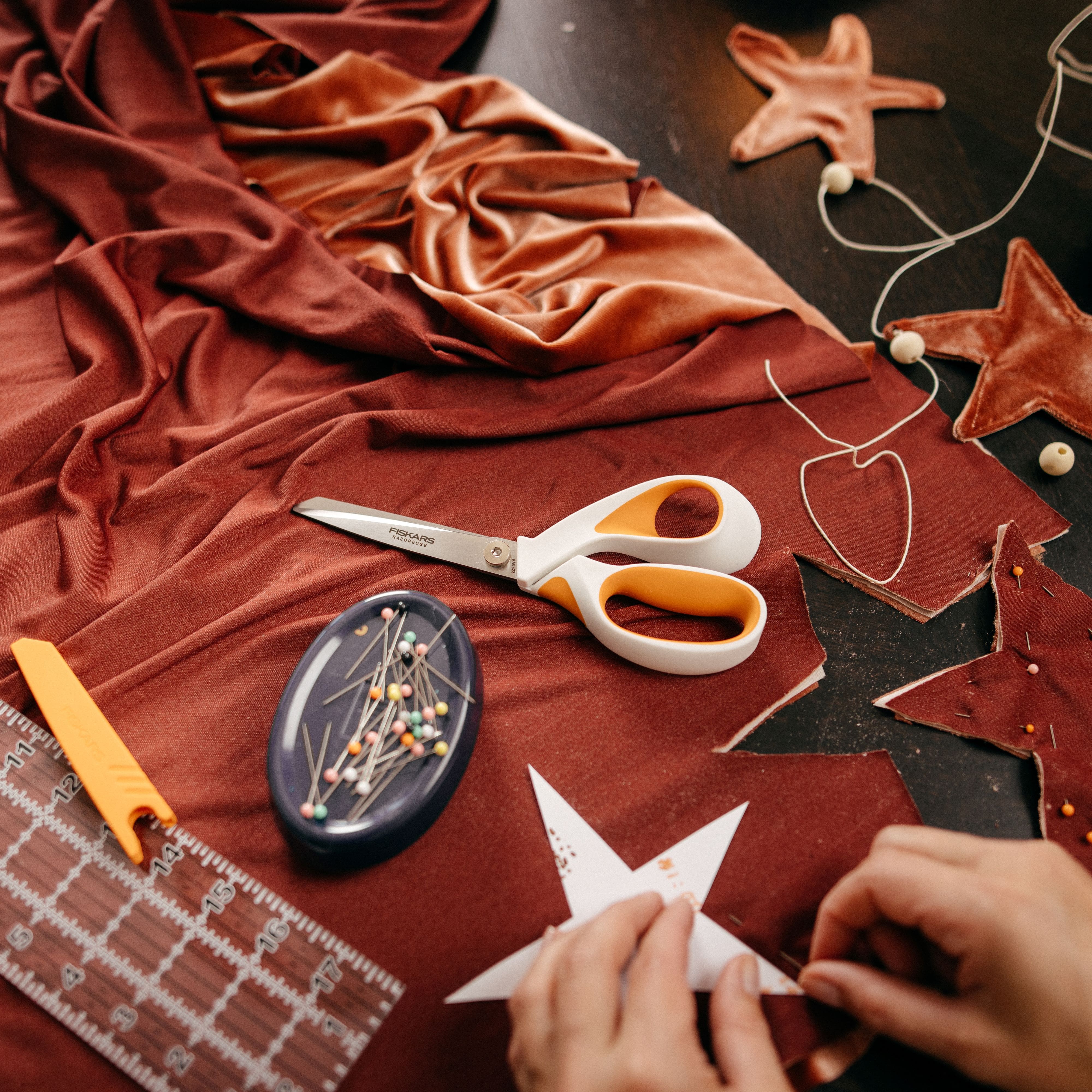 Fiskars&#xAE; RazorEdge&#x2122; Fabric Shears