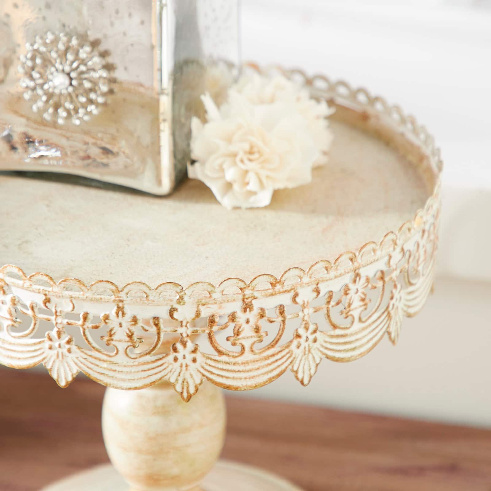 White Iron Farmhouse Cake Stand, 9&#x22; x 10&#x22; x 10&#x22;