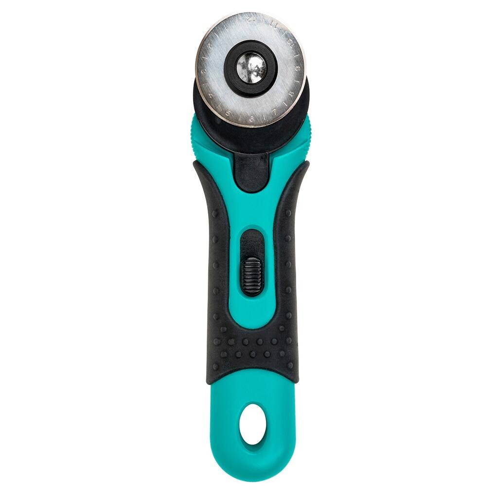 SINGER&#xAE; ProSeries&#x2122; 45mm Ergo Rotary Cutter with Extra Blade