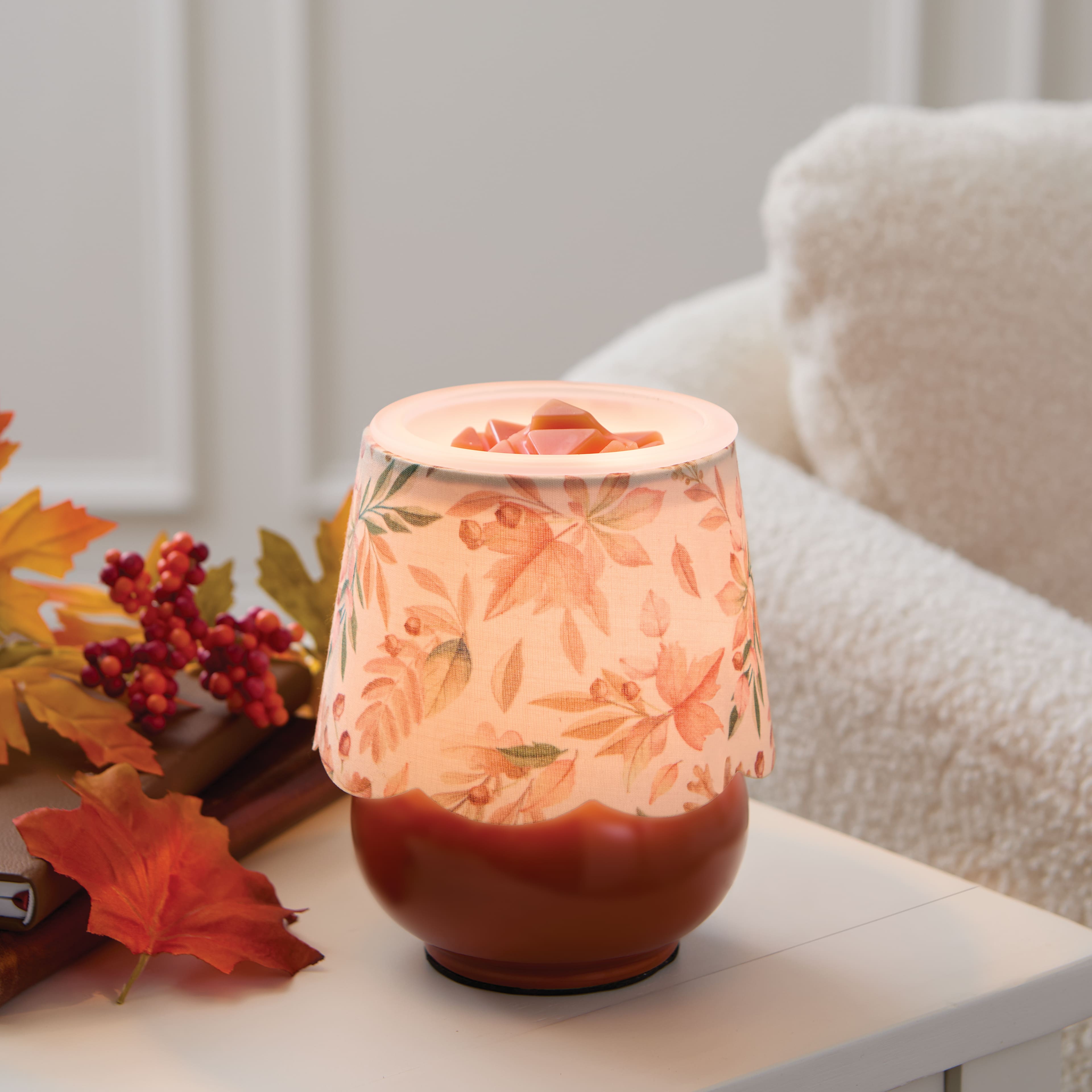6.25&#x22; Leaf Lampshade Wax Warmer by Ashland&#xAE;