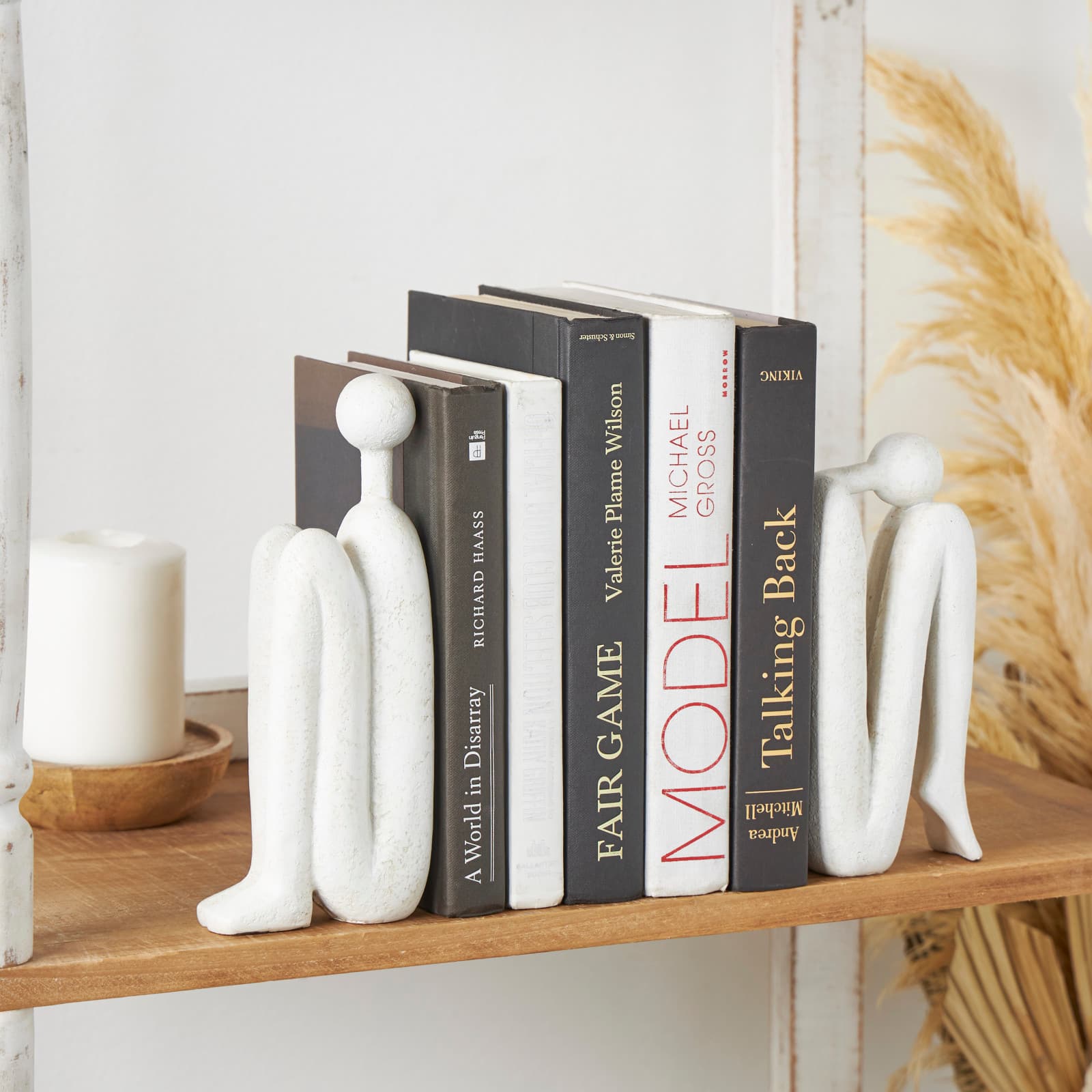 The Novogratz 9&#x22; White Polystone People Bookends Set