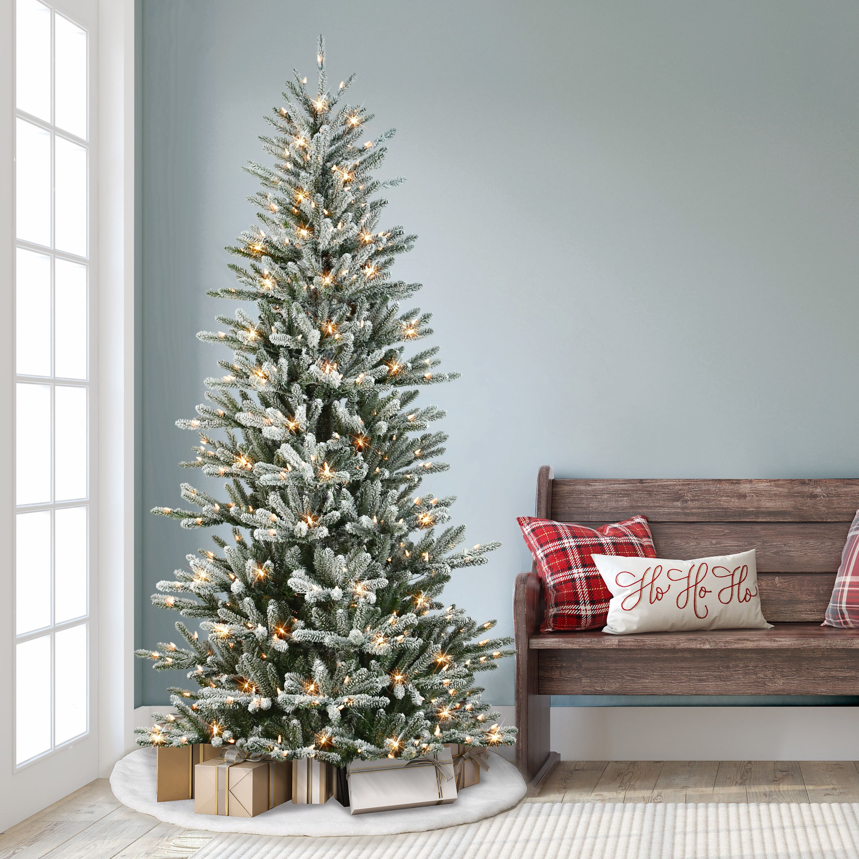 7.5ft. Pre-Lit Mountain View Spruce Artificial Christmas Tree, Clear Lights