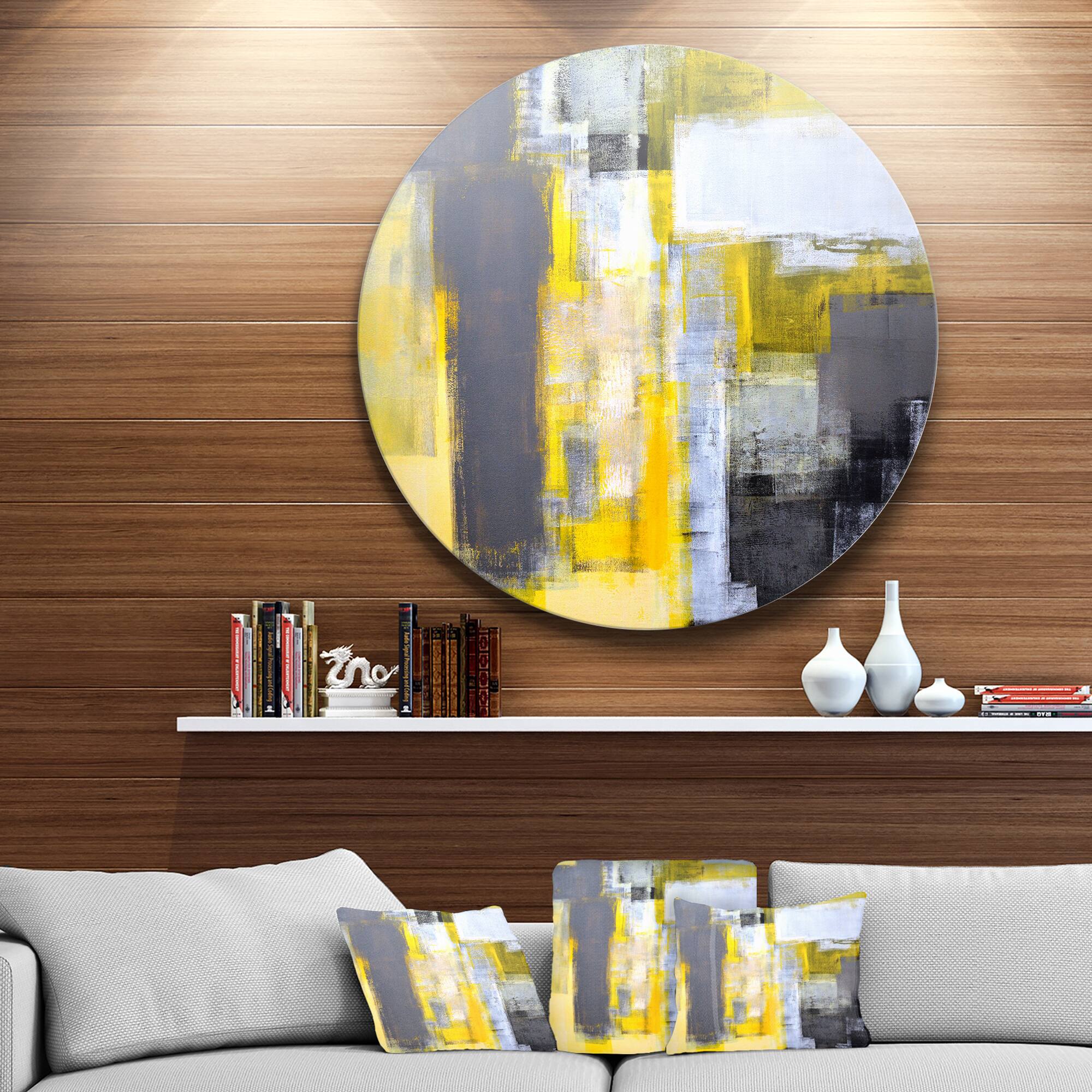 Designart - Grey and Yellow Blur Abstract&#x27; Abstract Circle Metal Wall Art