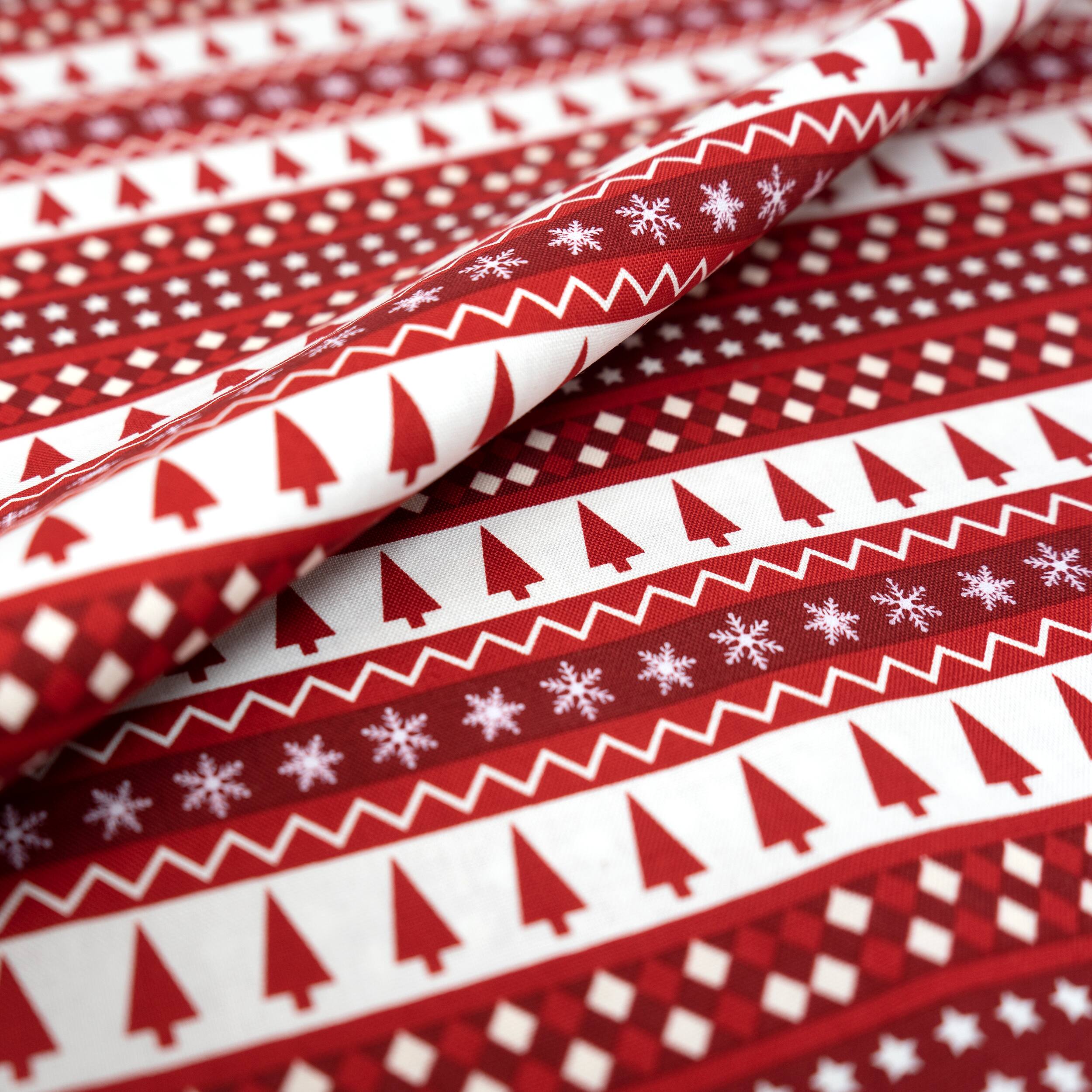 SINGER Christmas Holiday Penguins Trees Cotton Fabric