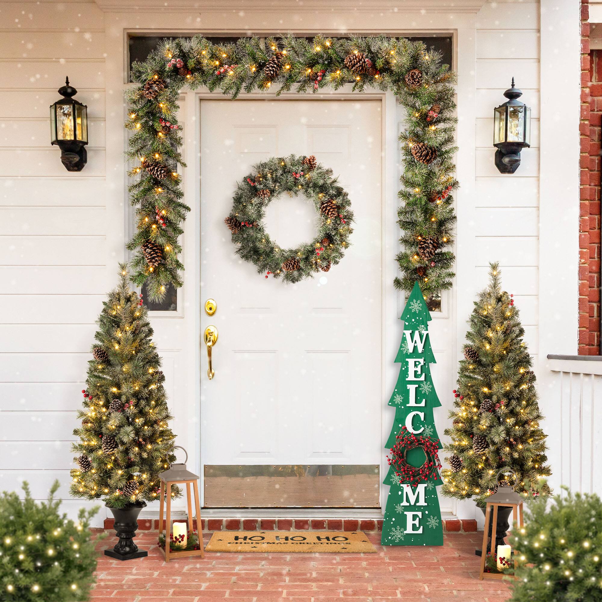 Glitzhome&#xAE; 3.5ft. Wooden Welcome Christmas Tree Porch Sign