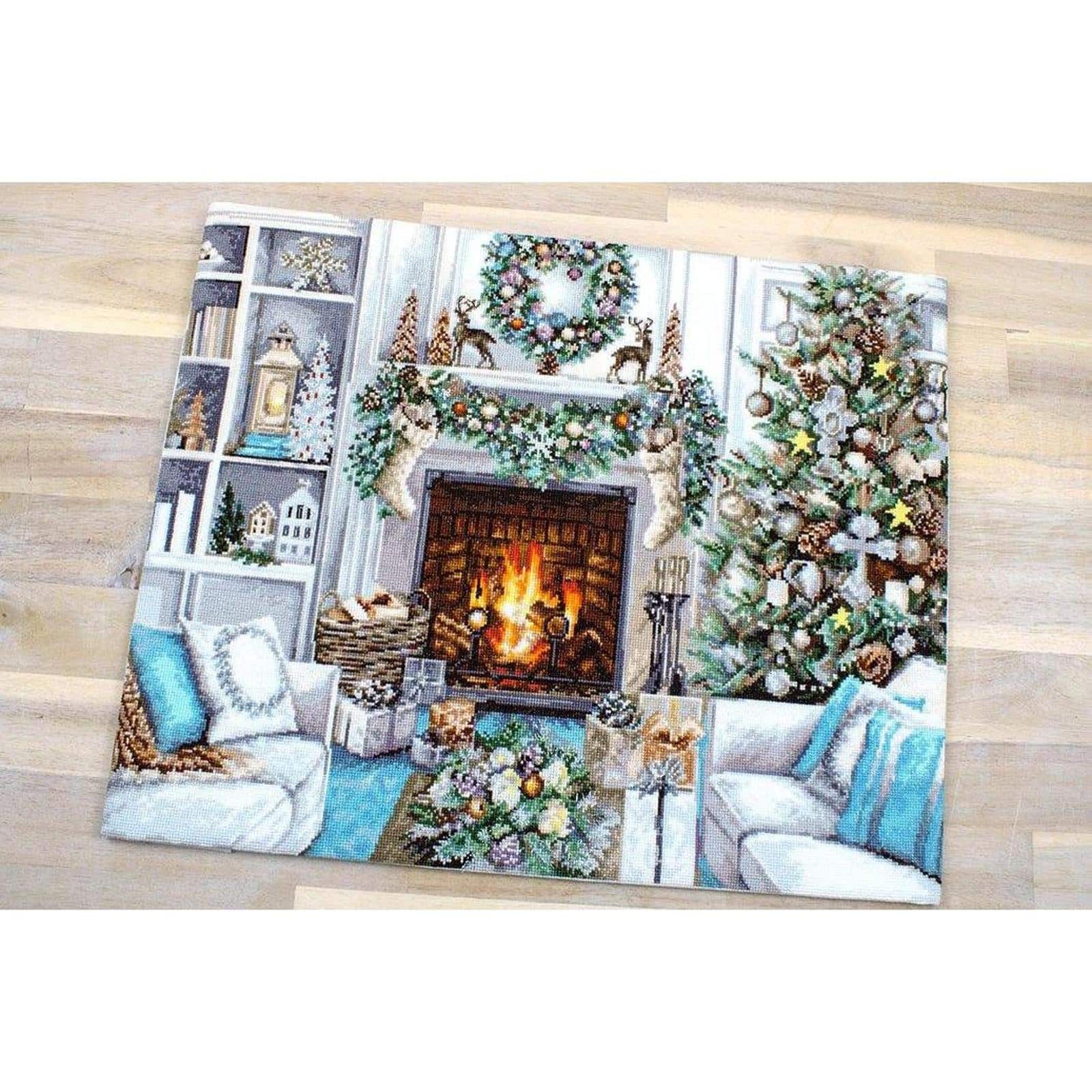 Luca-S Christmas Interior Counted Cross Stitch Kit