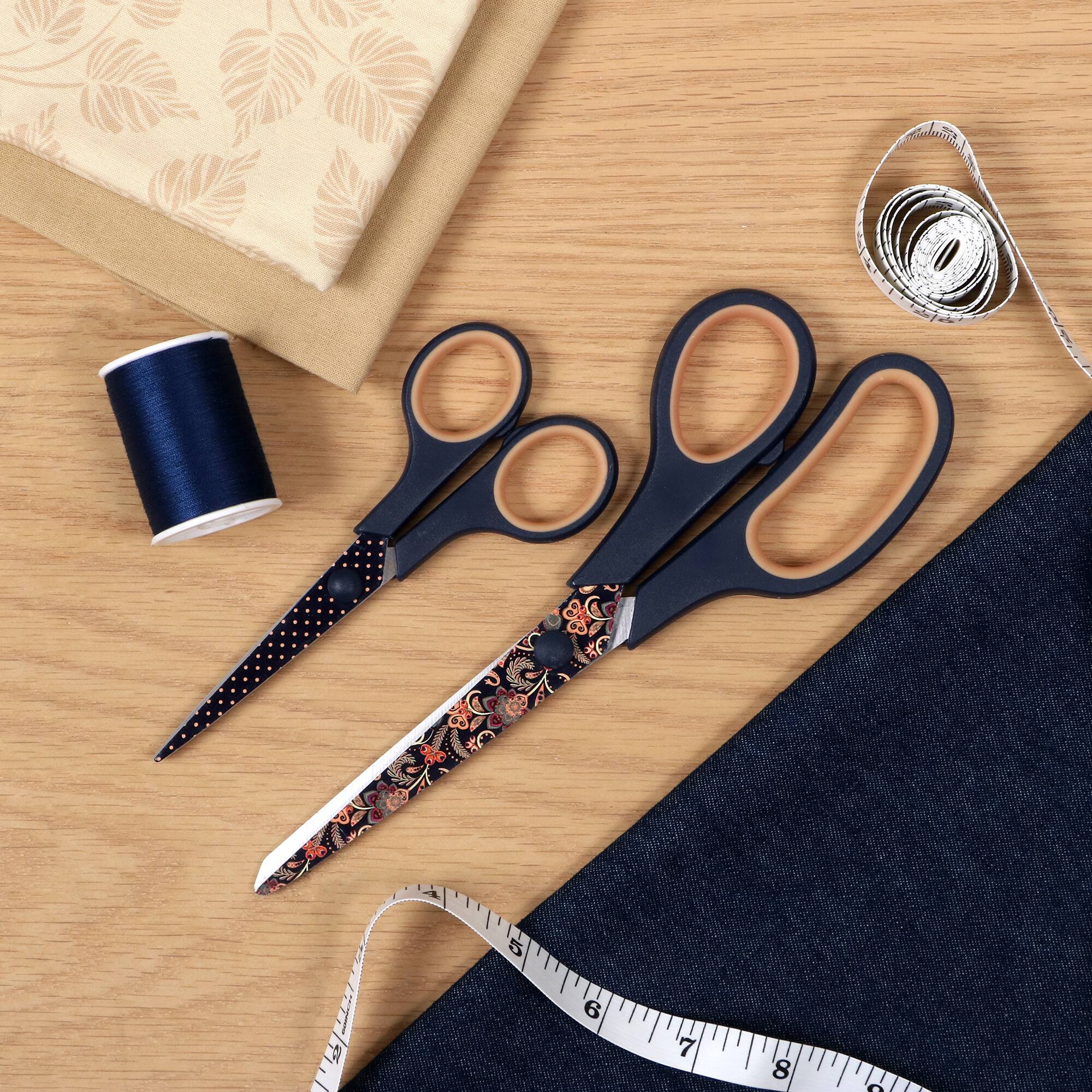 SINGER&#xAE; Paisley Polka Dot Printed 8.5&#x22; Fabric Scissors &#x26; 5.5&#x22; Detail Craft Scissors Set