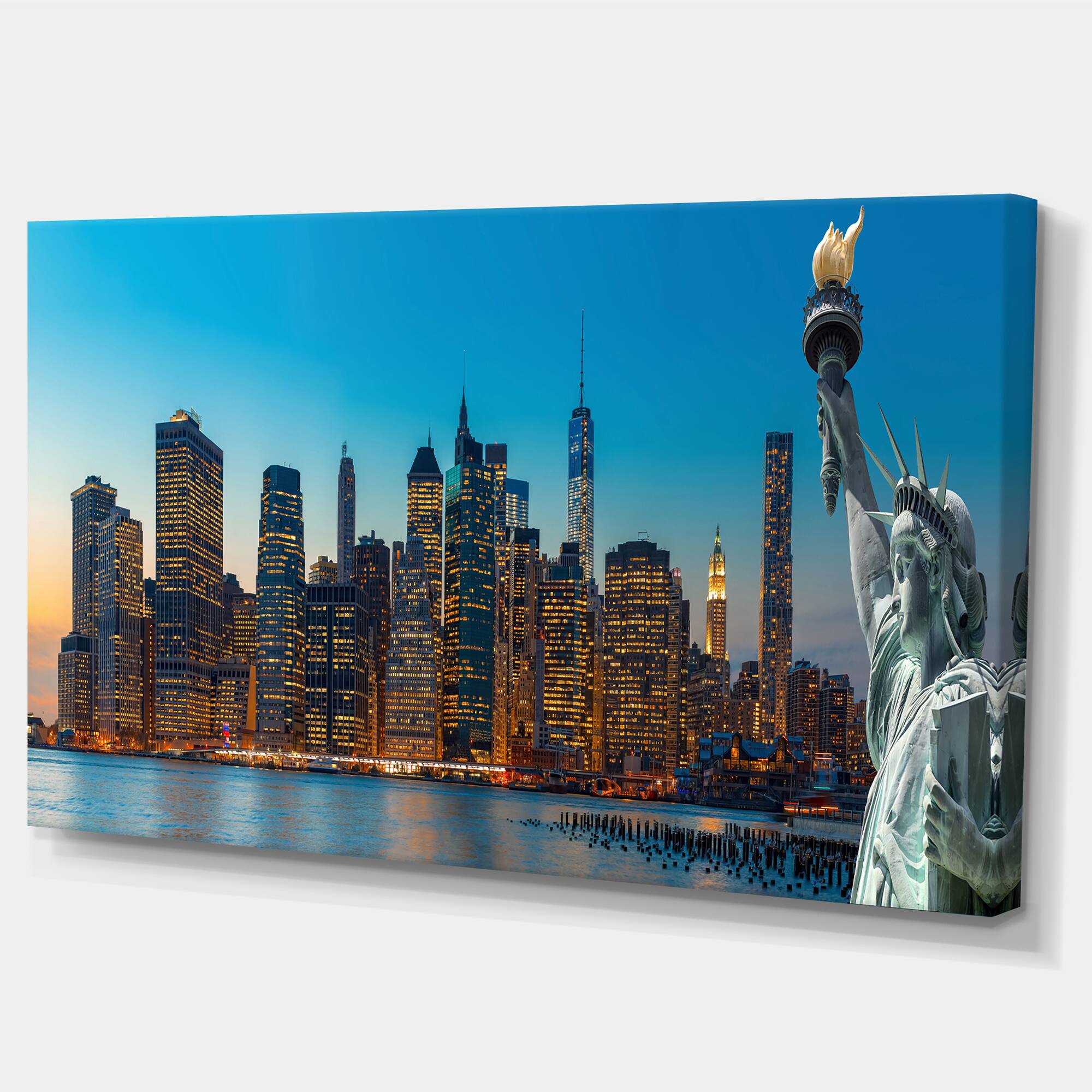 Designart - Evening New York City Skyline Panorama - Extra Large Canvas Art Print