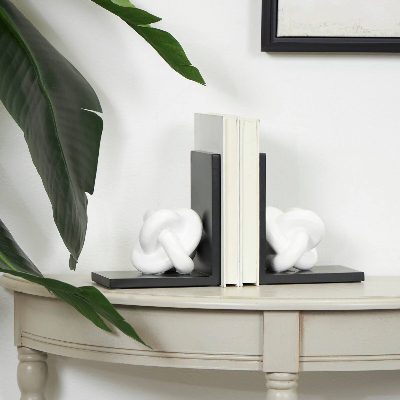 7" White MDF Knot Bookends with Black Stands Set