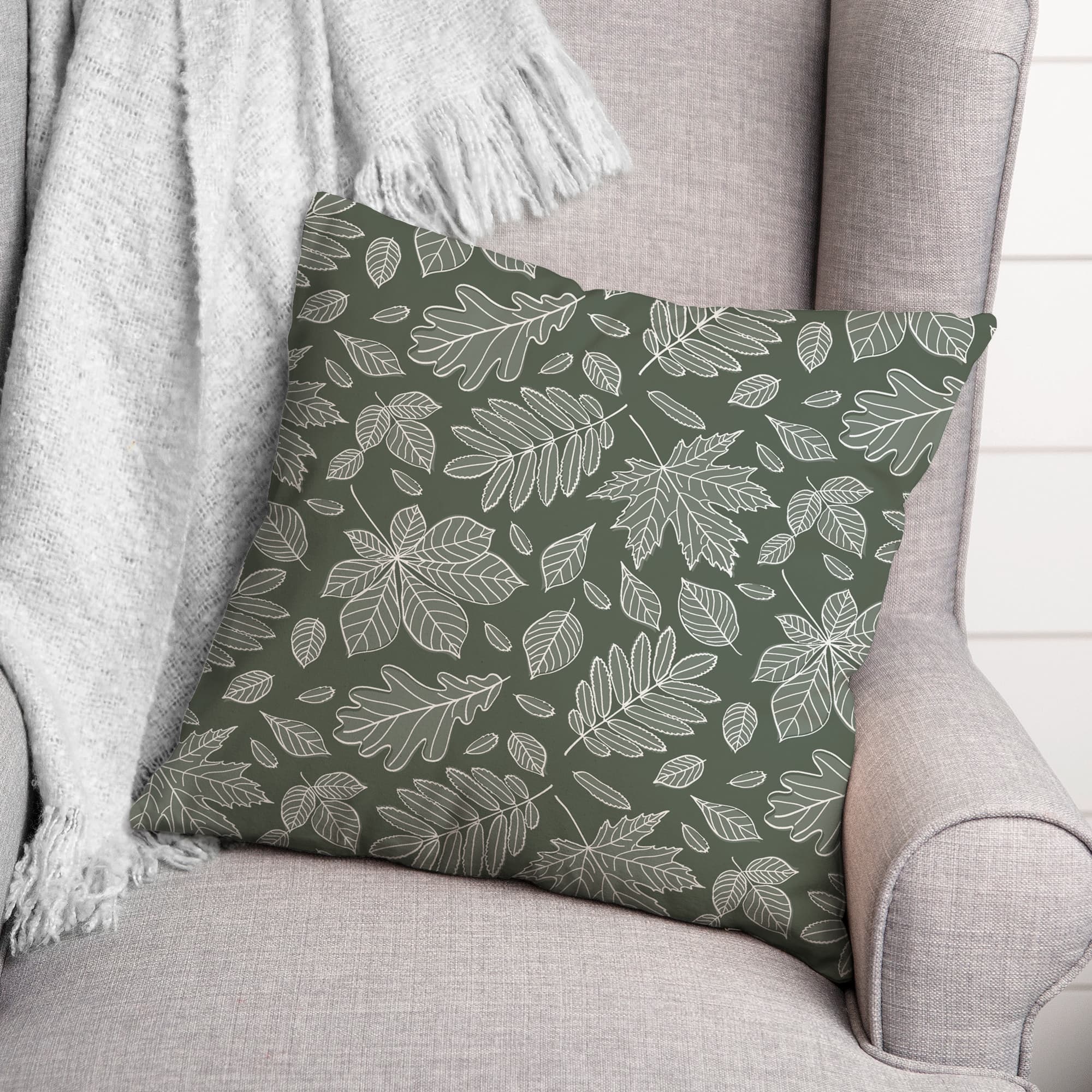 18" x 18" Leaf Mixture Indoor/Outdoor Throw Pillow