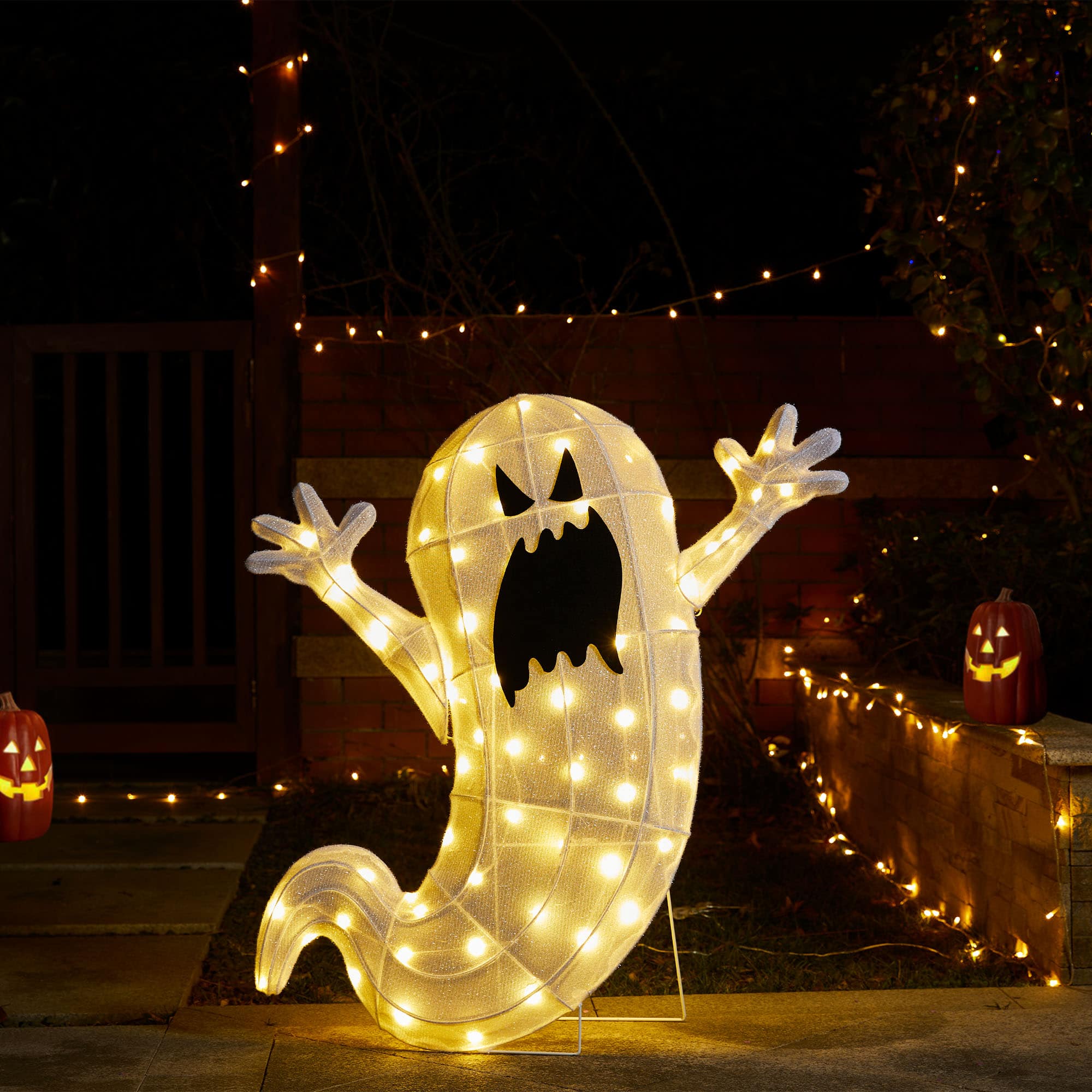 Glitzhome&#xAE; 35.5&#x22;H Lighted Halloween 2.5D Ghosts Outdoor Decor