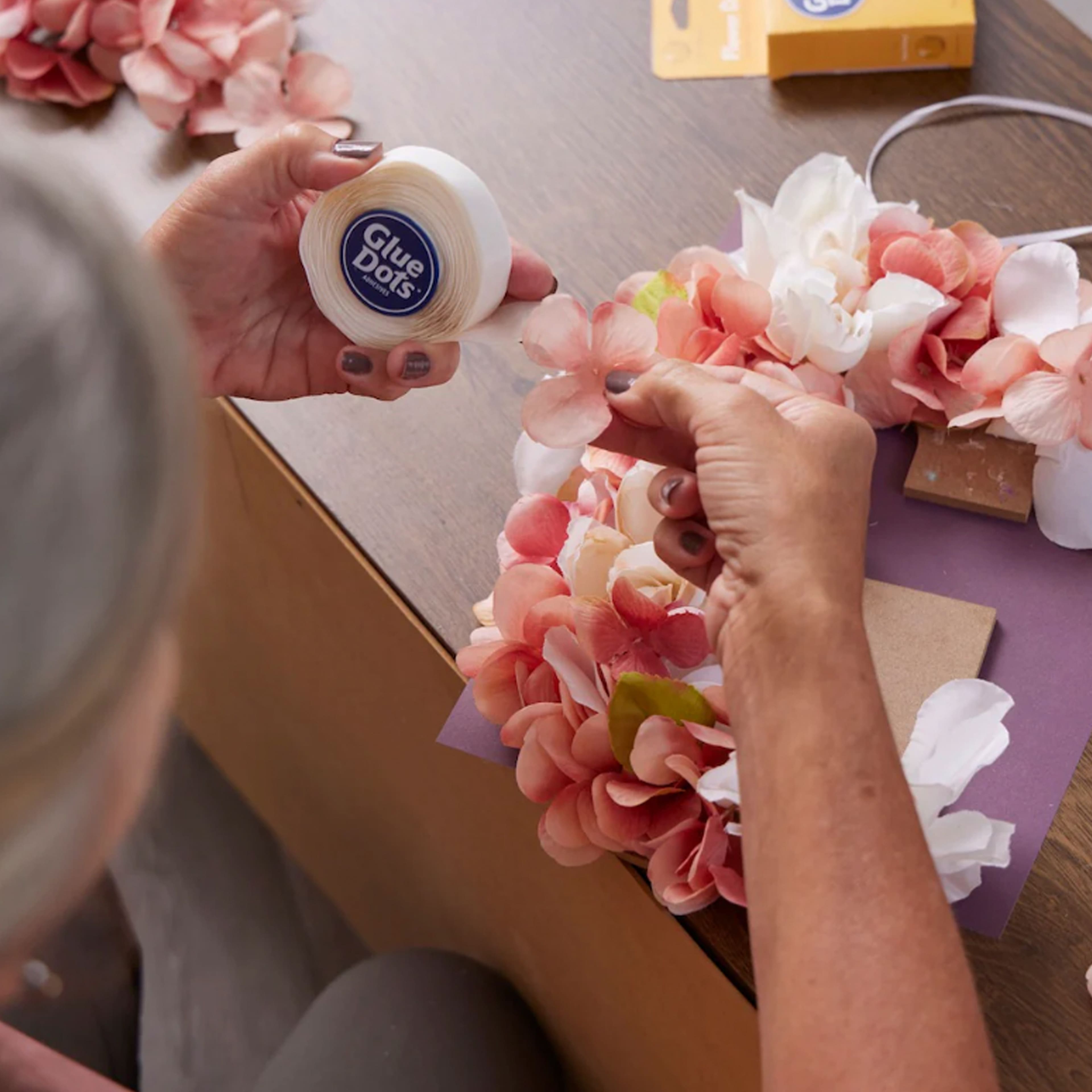 Glue Dots® Flower Dots™ Roll