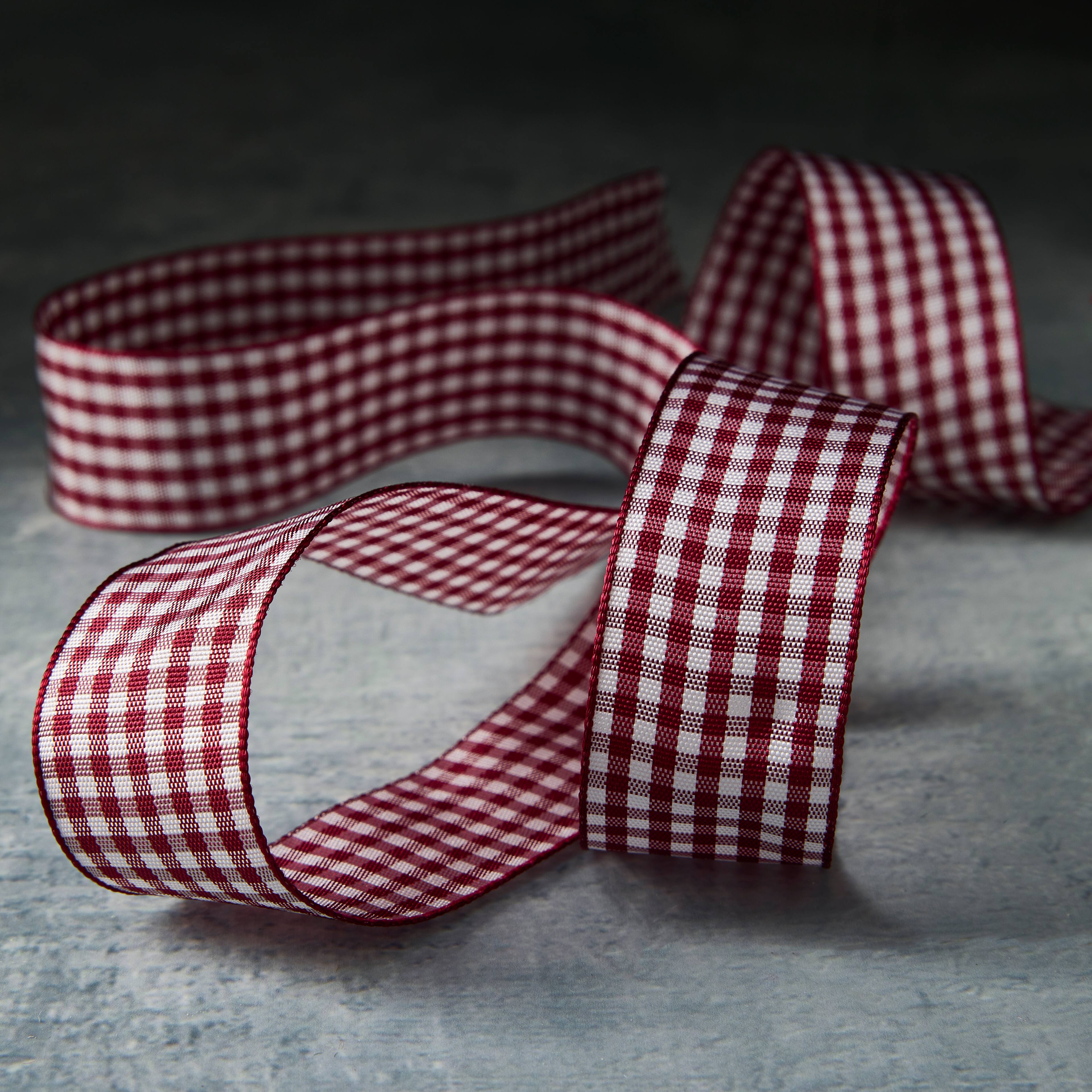 1&#x22; x 5yd. Gingham Ribbon by Celebrate It&#xAE; Classic