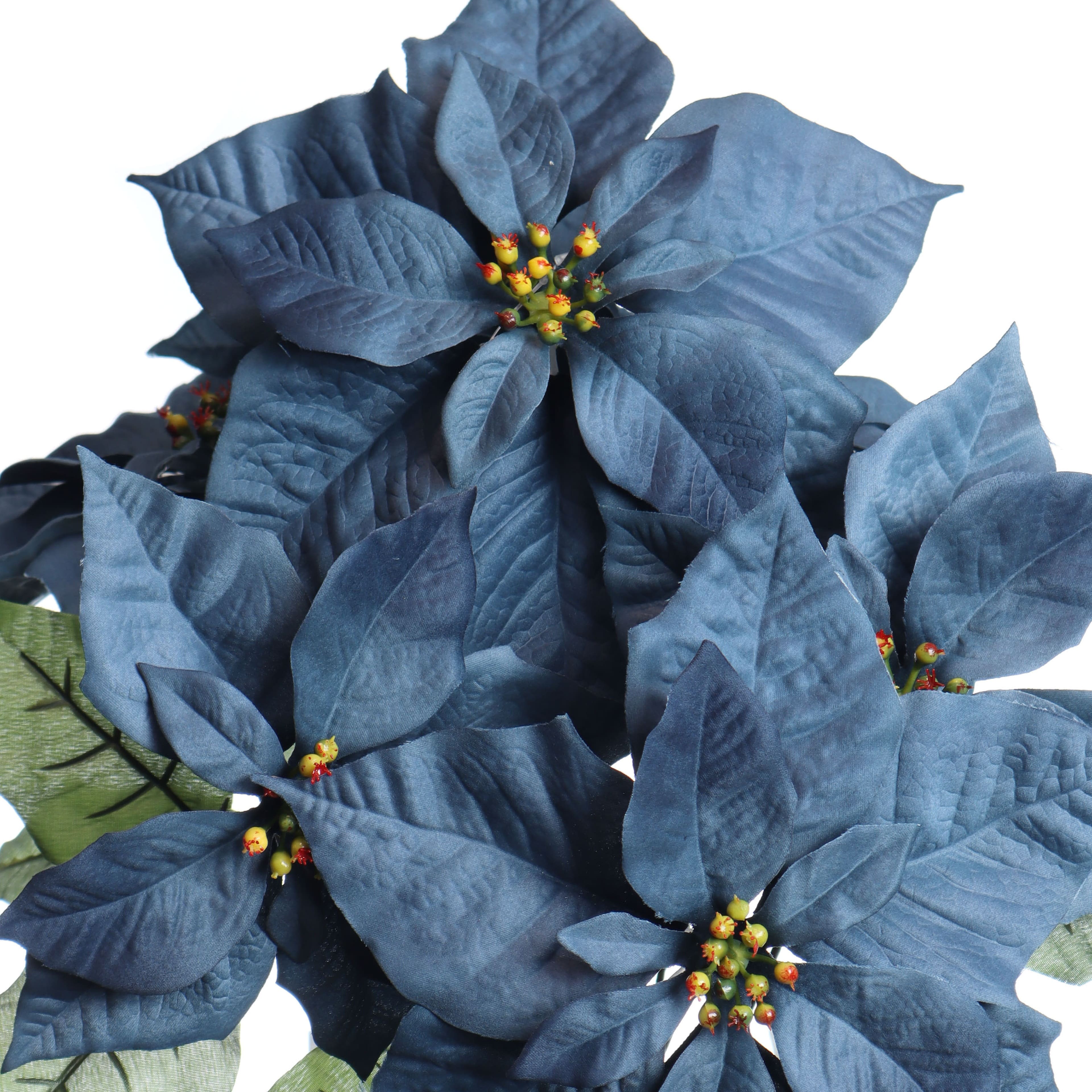 18.5&#x22; Water Resistant Poinsettia Bush by Ashland&#xAE;