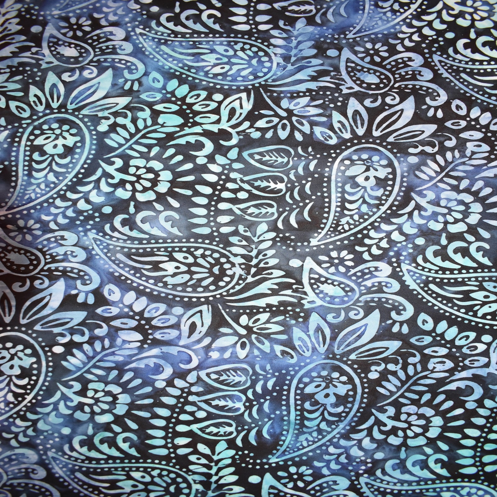 Feldman Premium Indonesian Batik Navy &#x26; Lilac Paisley Fabric
