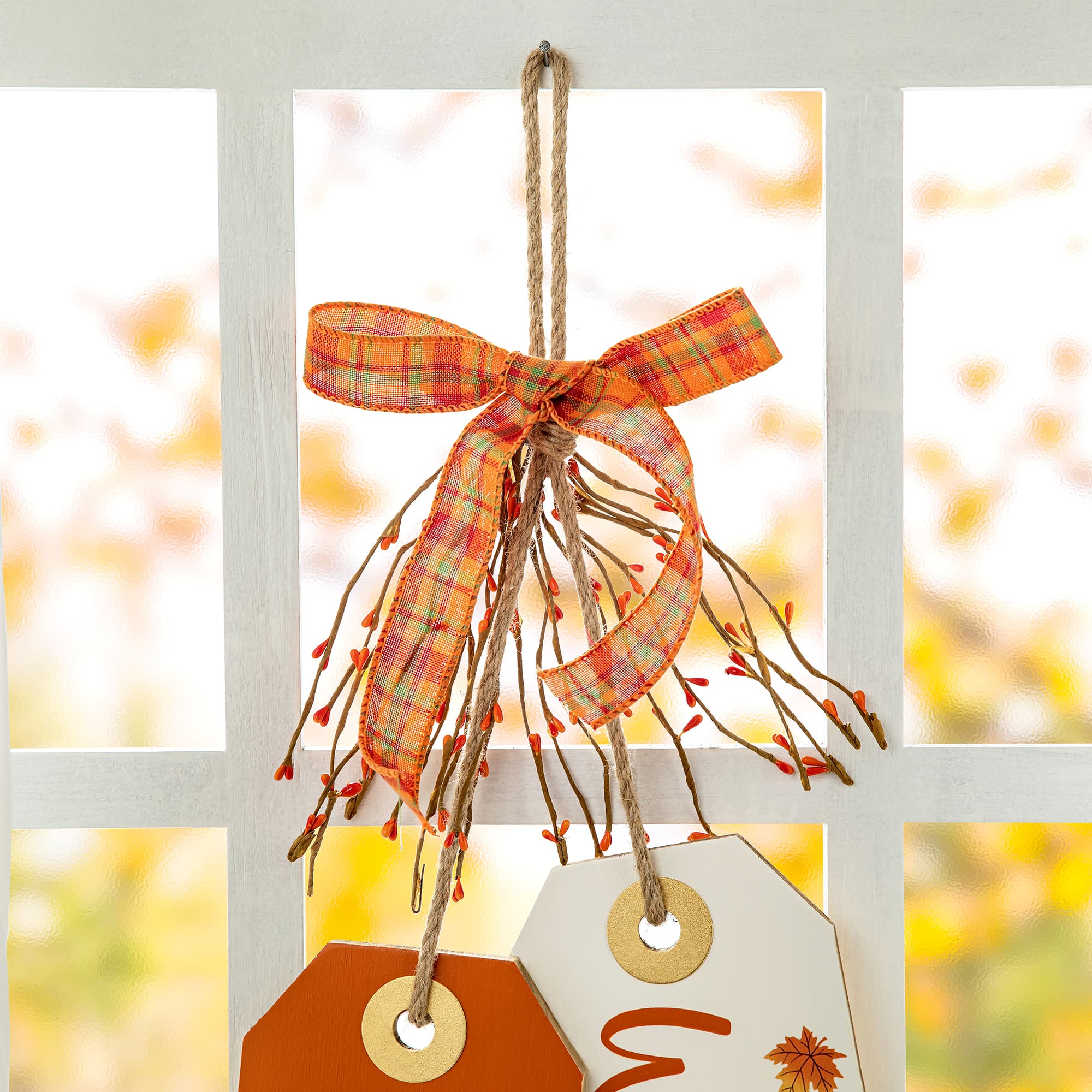 Glitzhome&#xAE; 24&#x22; Fall Wooden Door Hanger